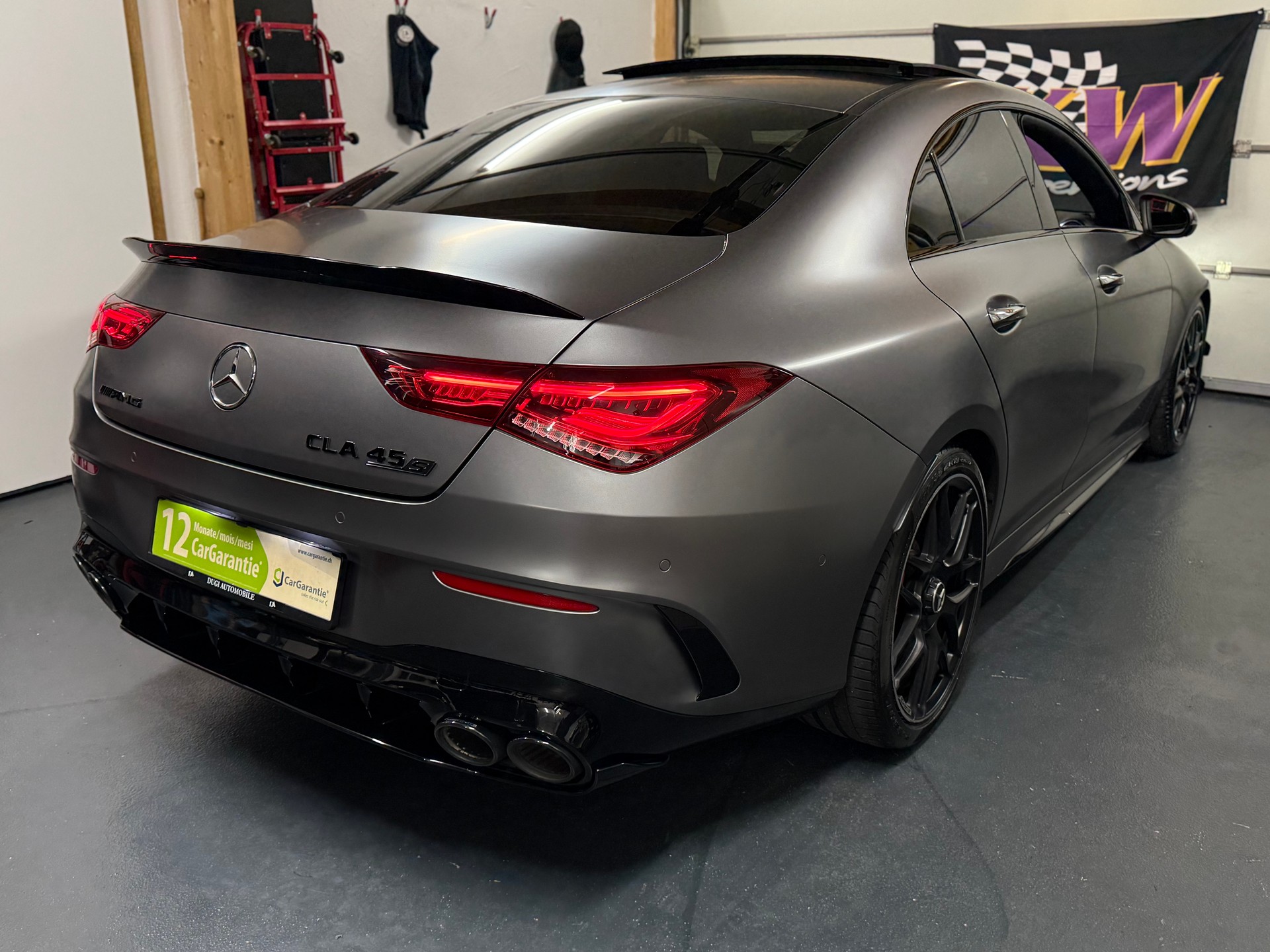 MERCEDES-BENZ CLA 45 S AMG 4Matic+ 8G-DCT-showroom-element-2
