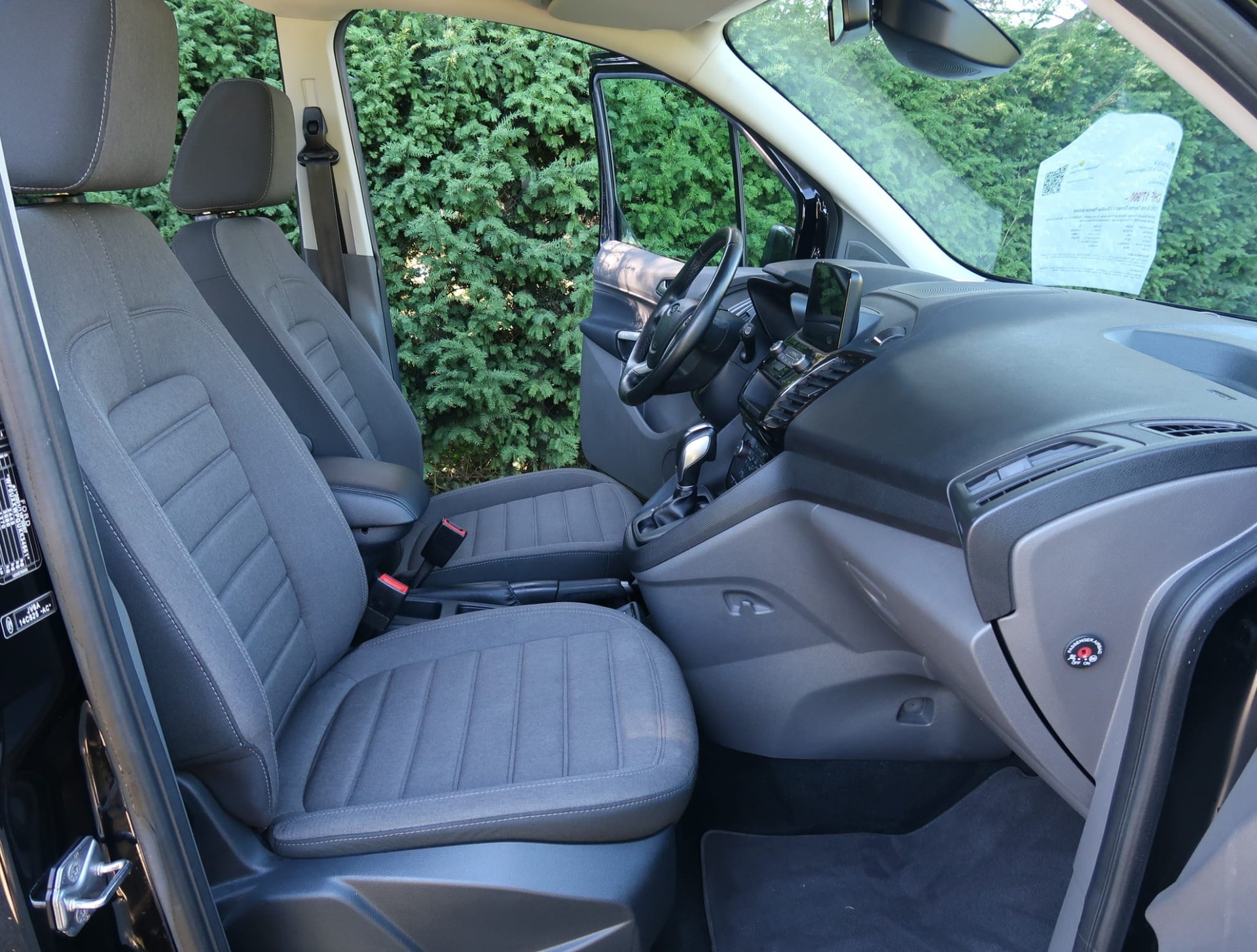 FORD Grand Tourneo Connect 1.5 EcoBlue Titanium Automat - 7 places-image-13