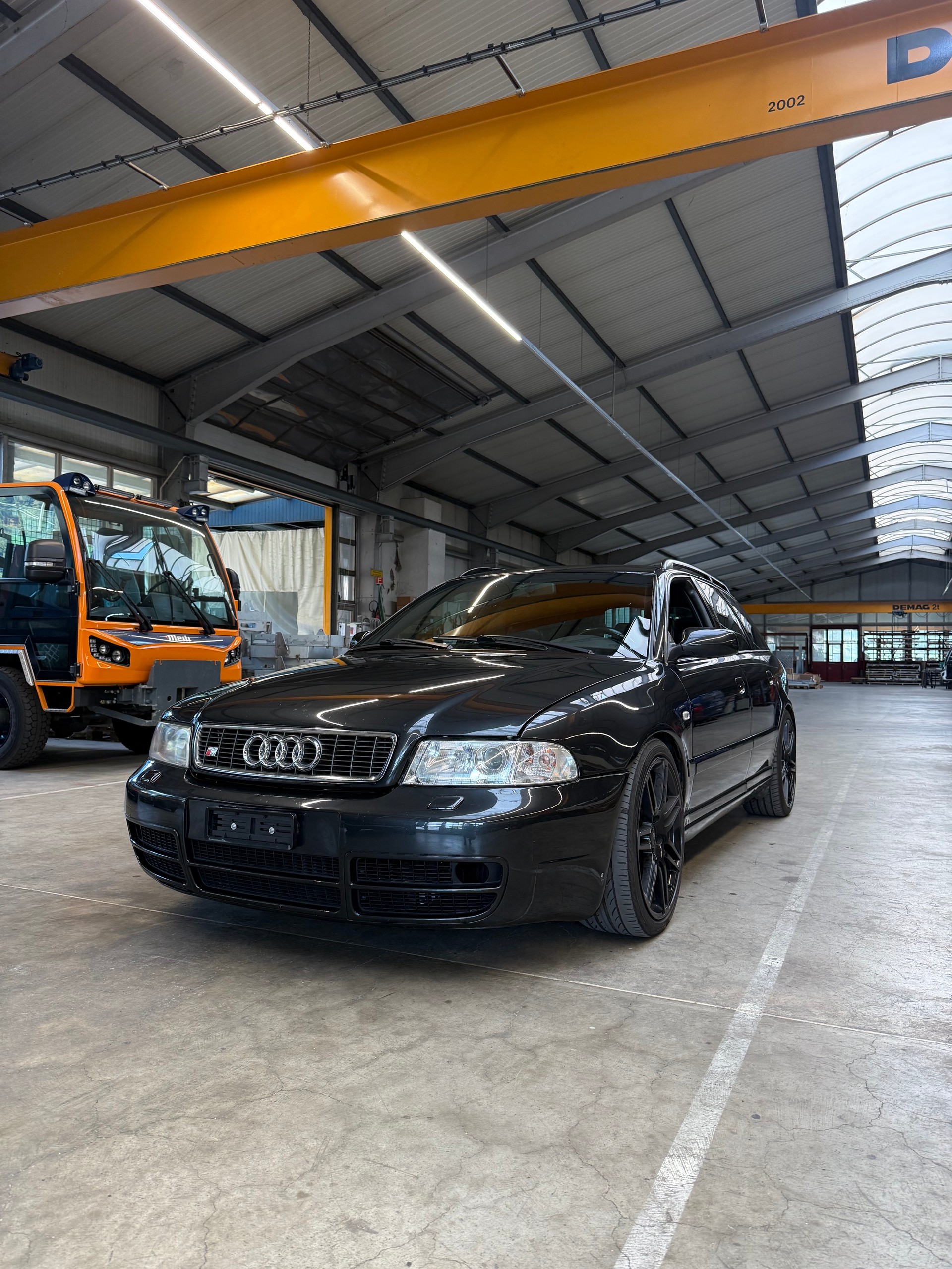 AUDI 2.7 V6 Biturbo quattro