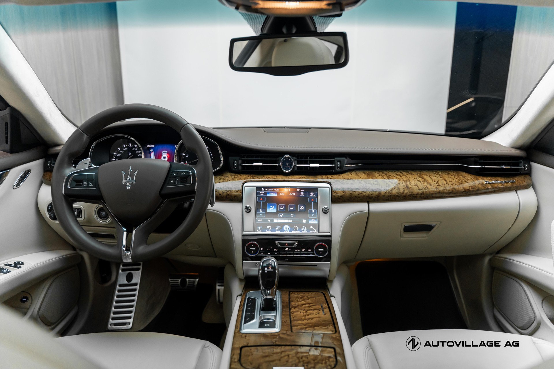 MASERATI Quattroporte 3.8 V8 DI Biturbo GTS Automatica-showroom-element-2
