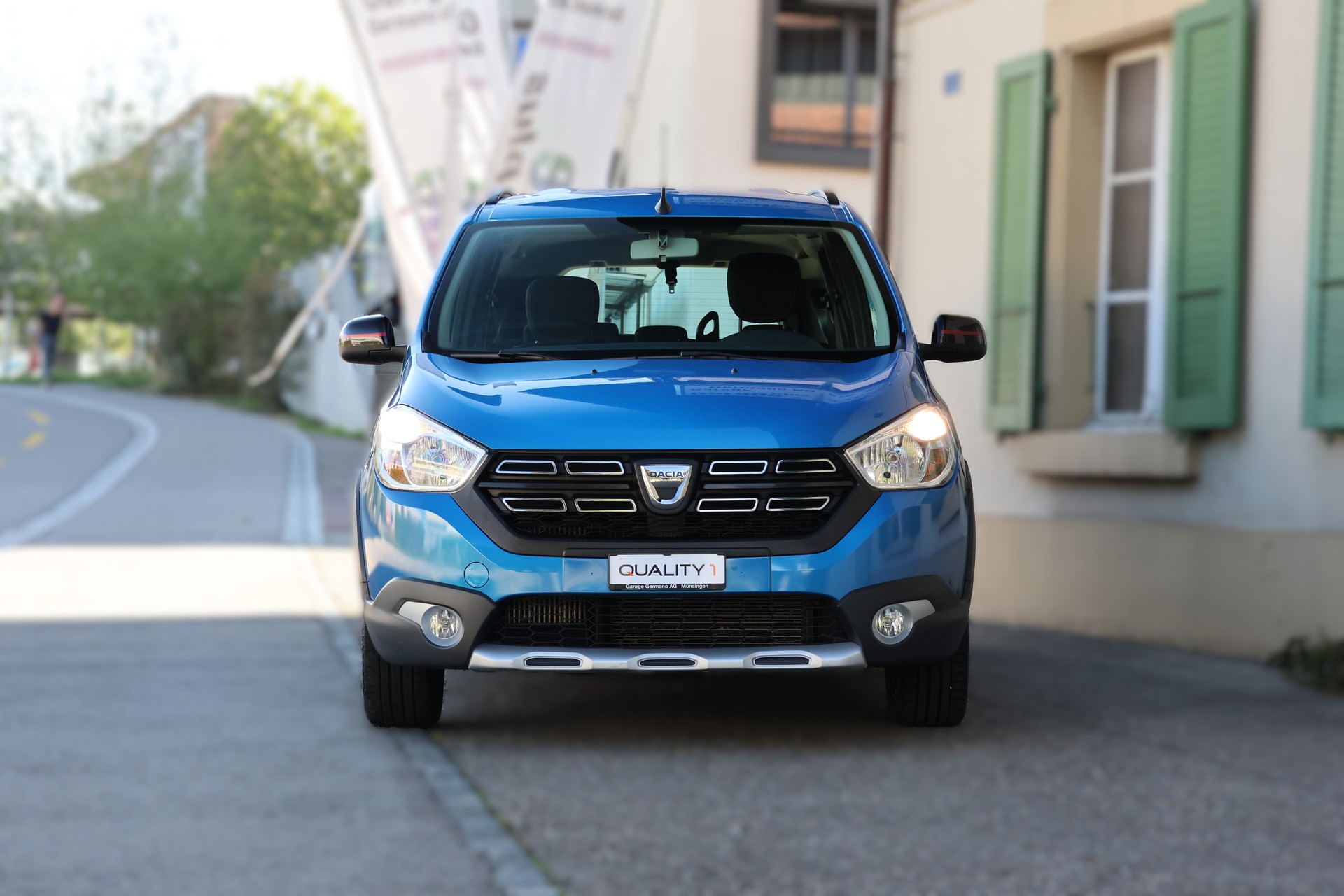 DACIA Lodgy TCE 130 Stepway 7PL-showroom-element-1