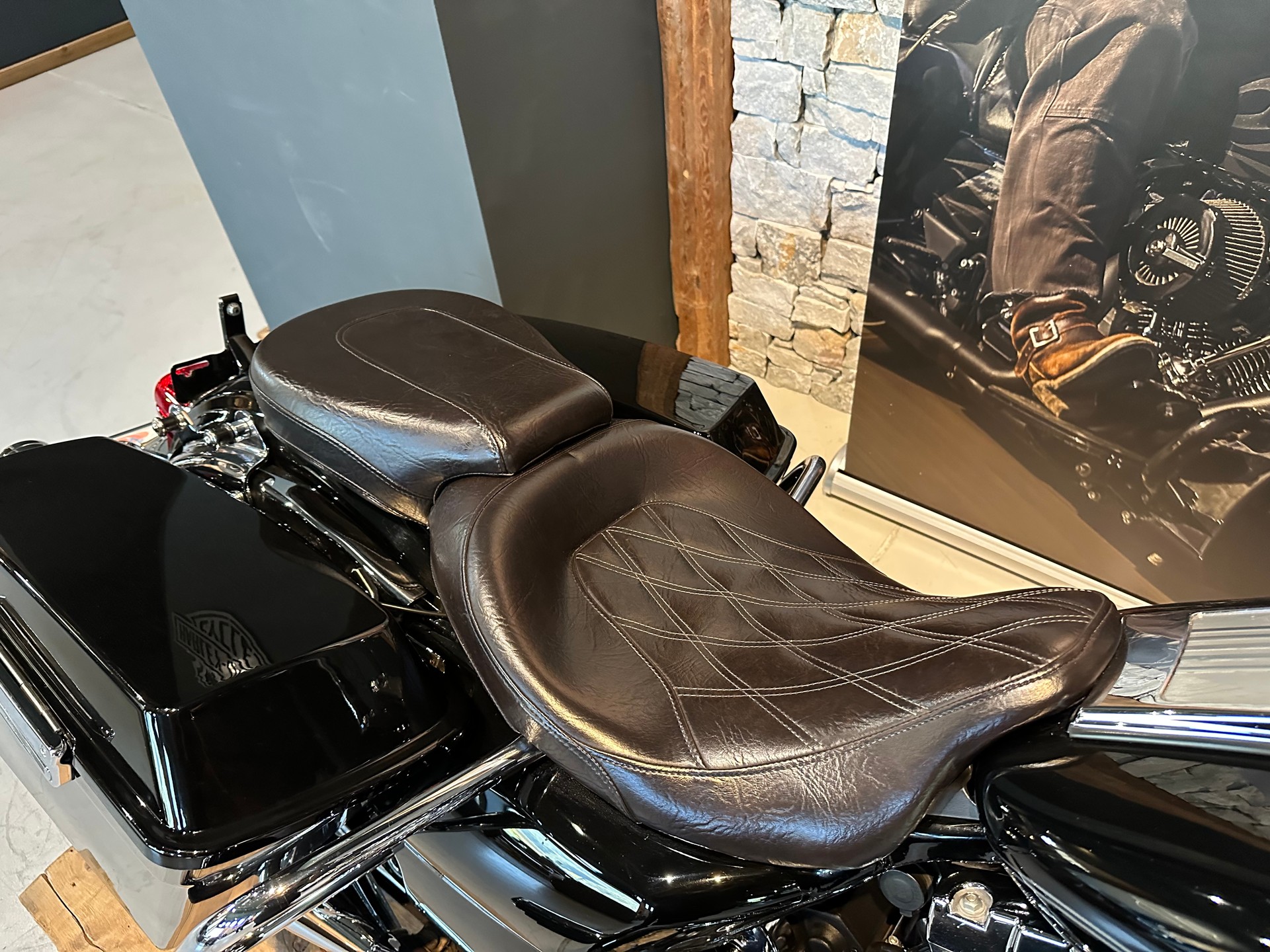 HARLEY-DAVIDSON FLHRC Road King Classic 103 ABS (25KW) Possible-image-9