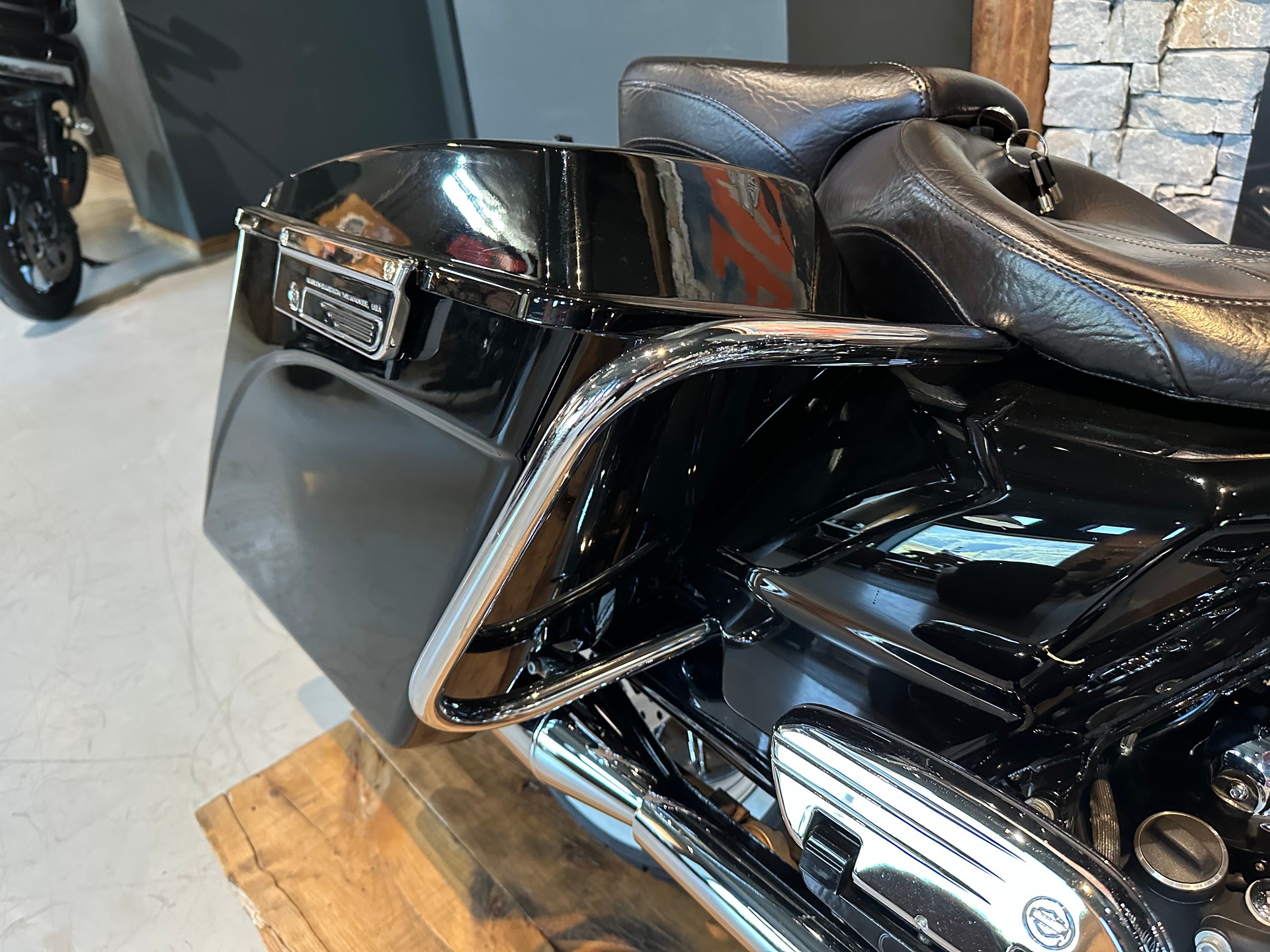HARLEY-DAVIDSON FLHRC Road King Classic 103 ABS (25KW) Possible-image-8