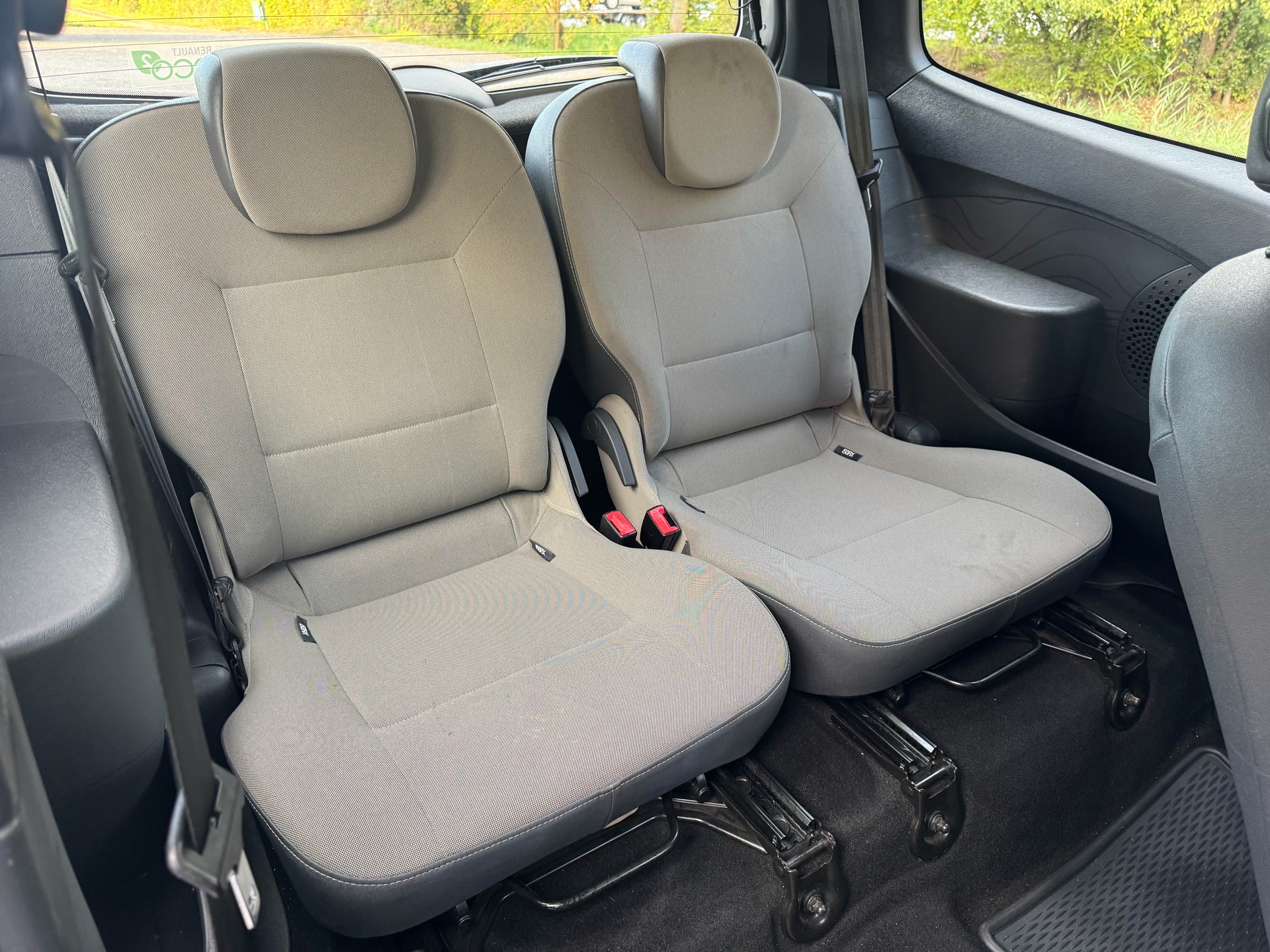 RENAULT Twingo 1.2 16V Expression-image-10
