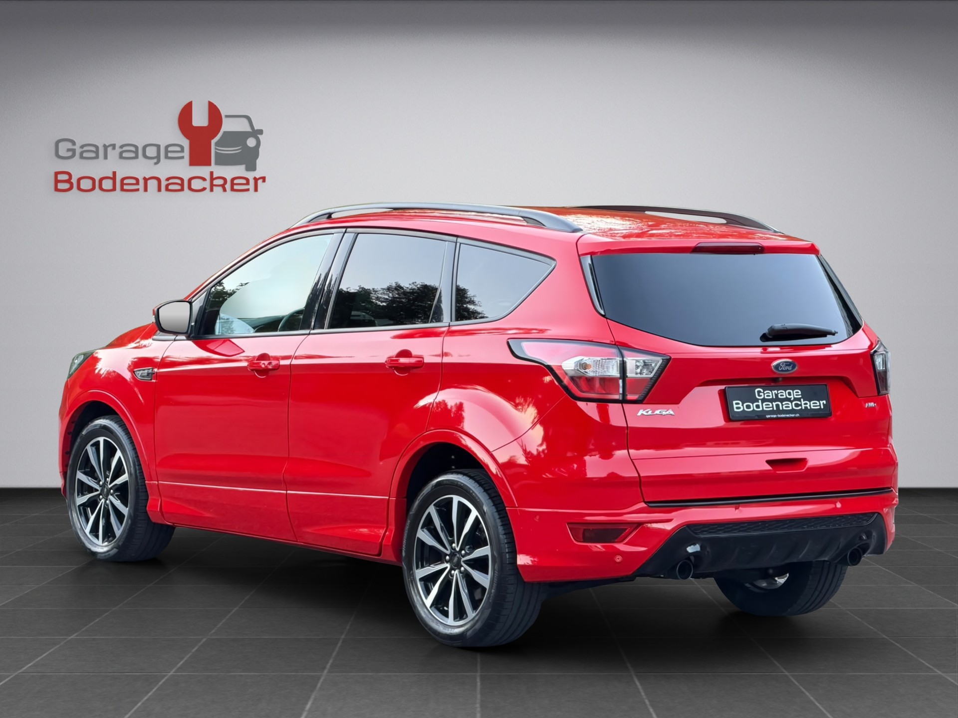 FORD Kuga 2.0 TDCi ST Line High 4WD PowerShift * AHK * Sport Line *-showroom-element-3