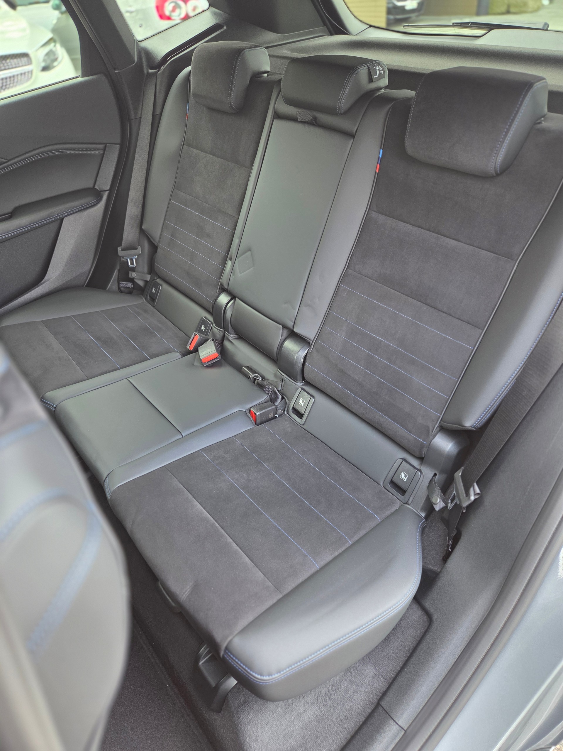 BMW 218d Active Tourer M Sport DKG-image-7