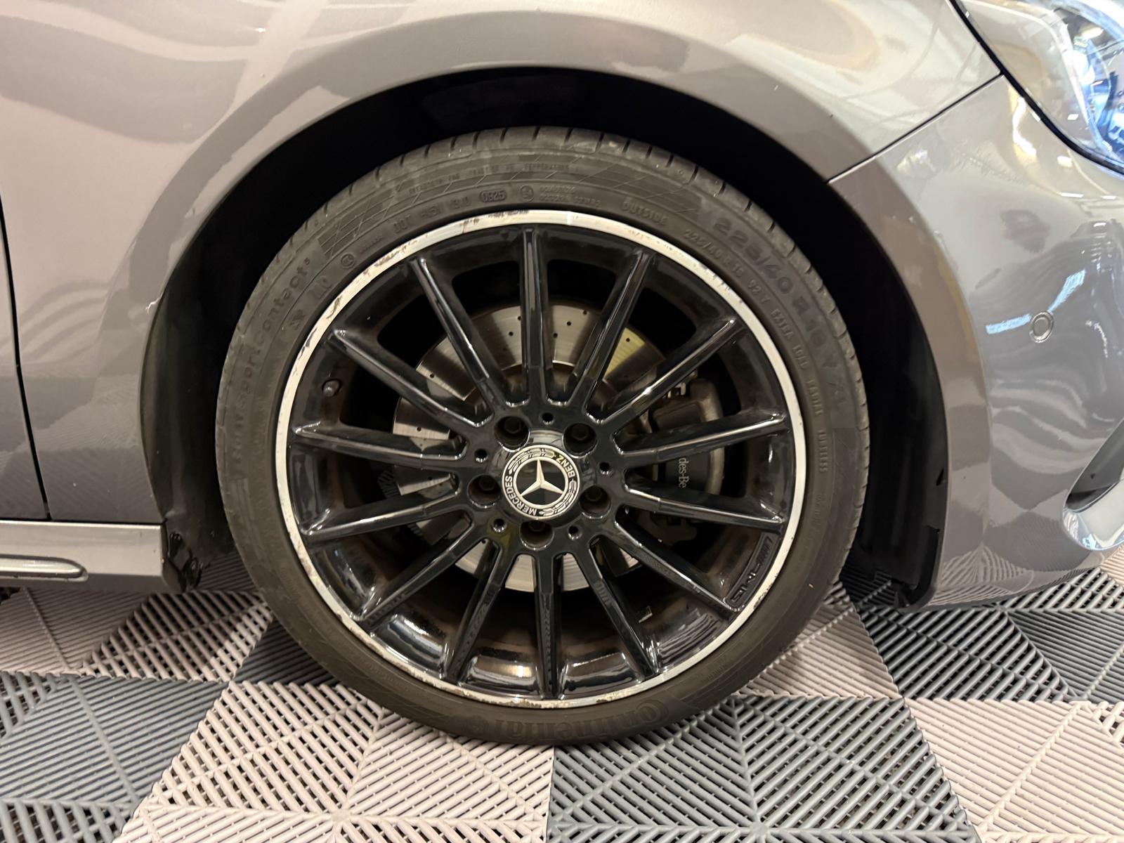 MERCEDES-BENZ A 250 AMG Line 4Matic 7G-DCT-image-29