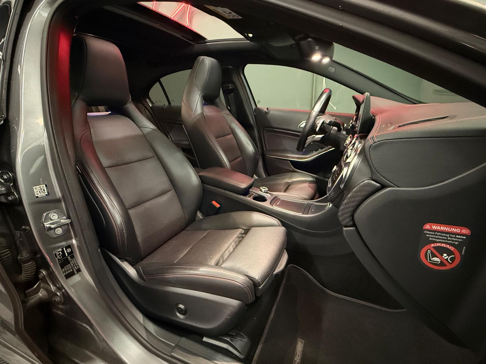 MERCEDES-BENZ A 250 AMG Line 4Matic 7G-DCT-image-13