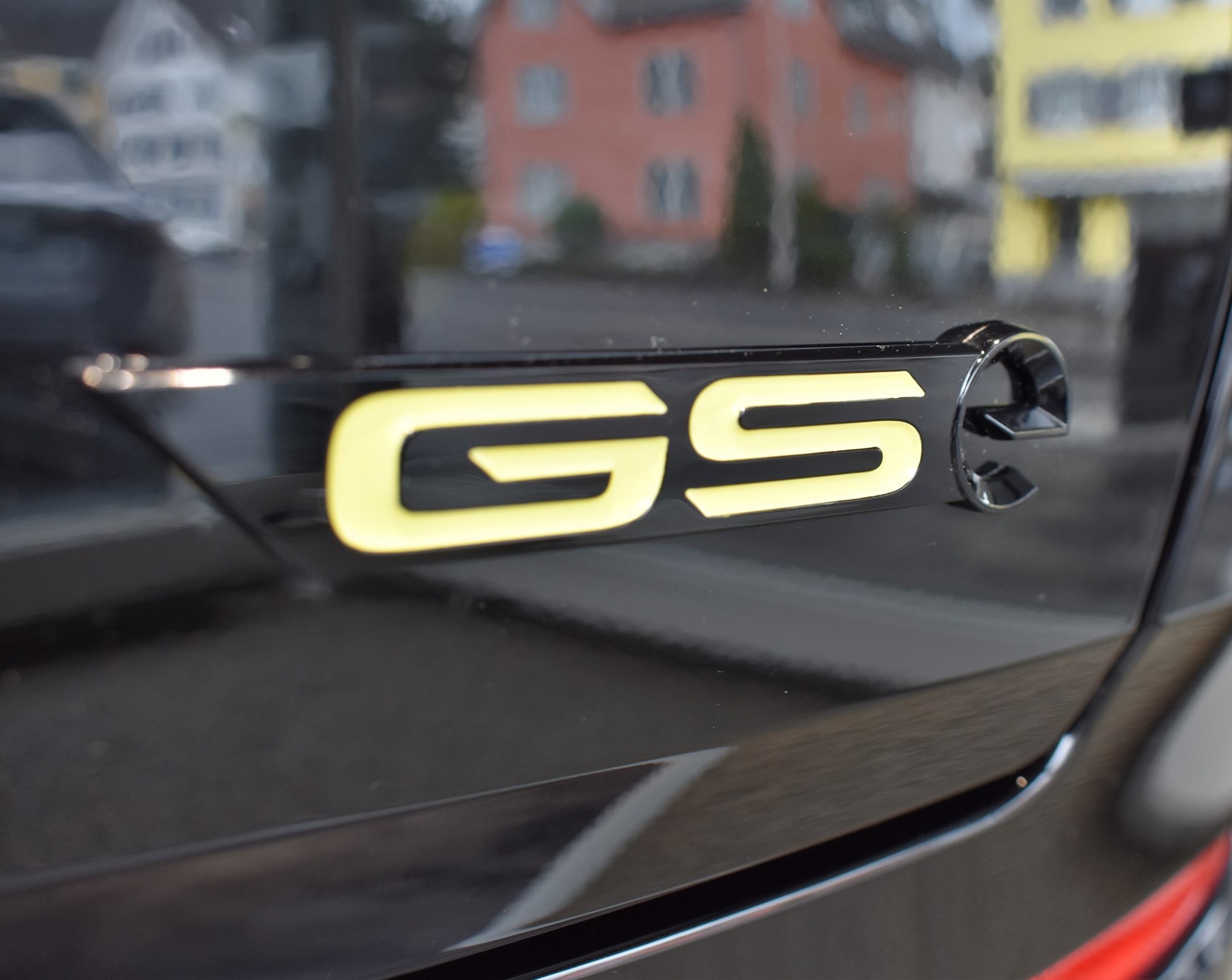 OPEL Grandland 1.6 Hybrid4 GSe Automatik-image-15
