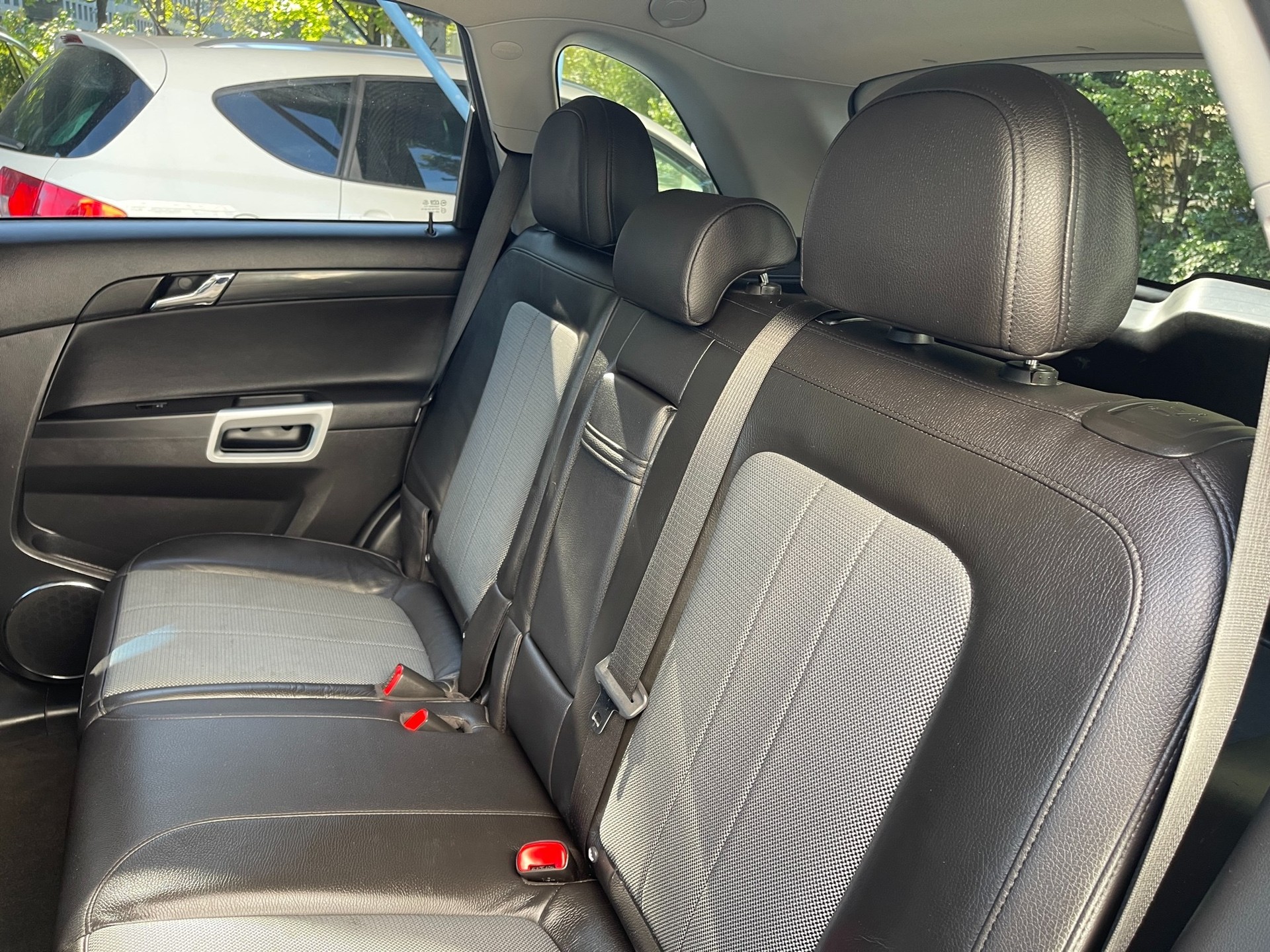 OPEL Antara 2.4 Enjoy 4WD-image-9