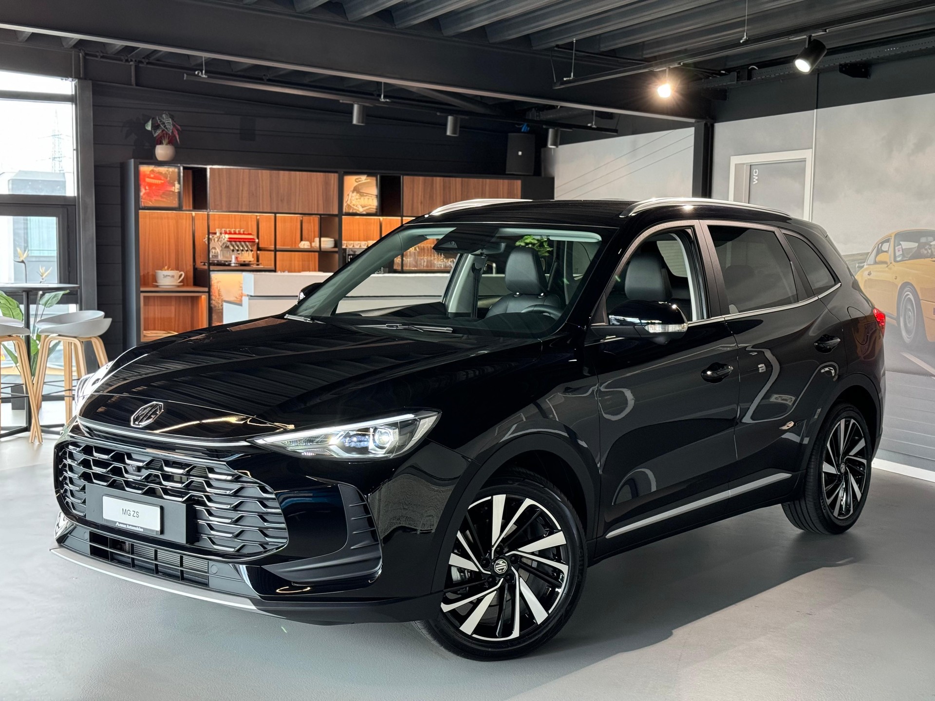 MG ZS 1.5 Hybrid+ Luxury