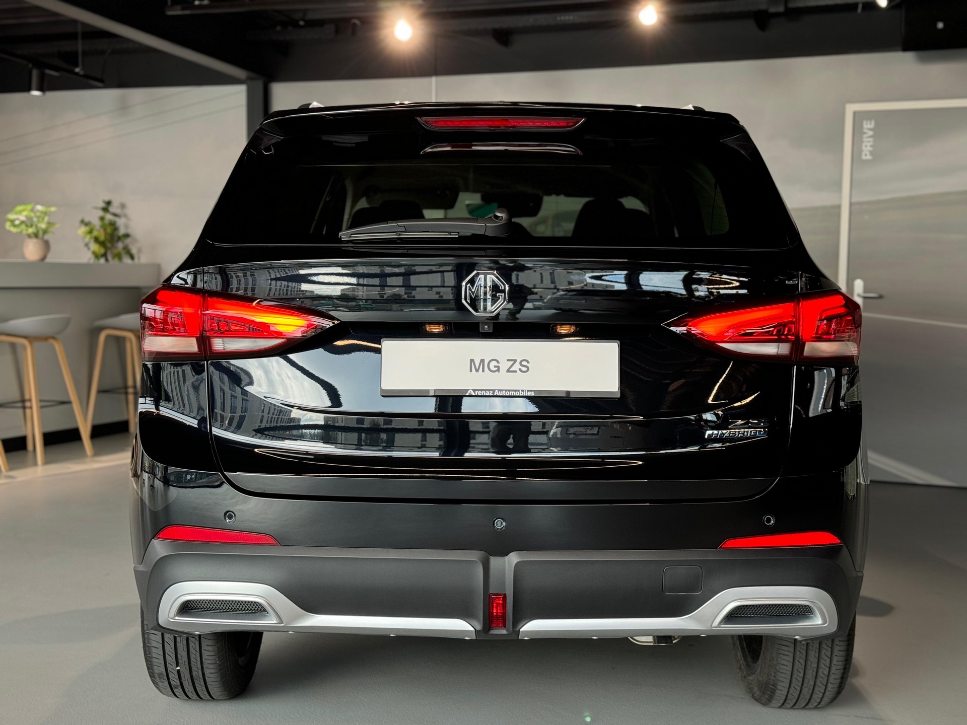 MG ZS 1.5 Hybrid+ Luxury-image-6