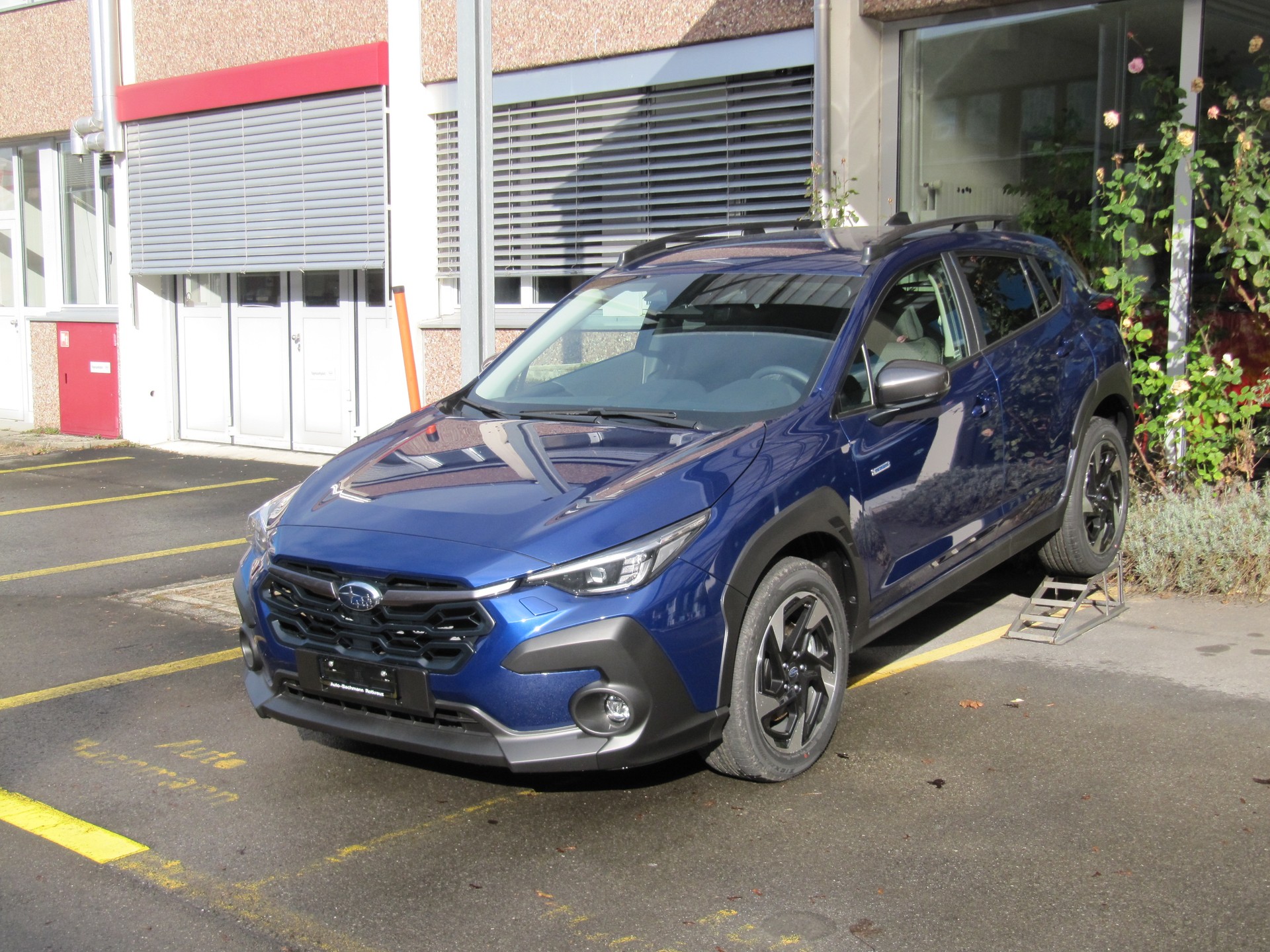 SUBARU Crosstrek 2.0 e-Boxer Swiss Plus AWD Lineartronic-image-4