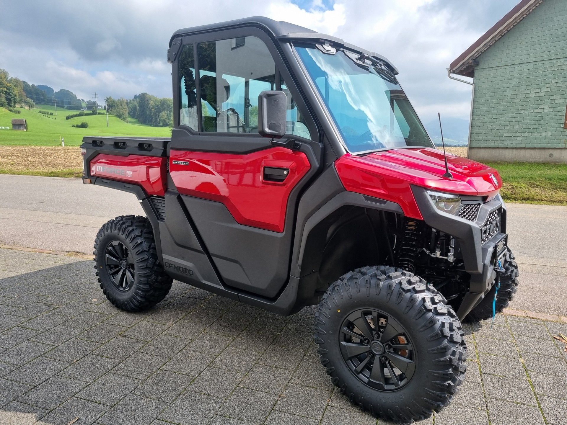 CF MOTO U 10 PRO Highland