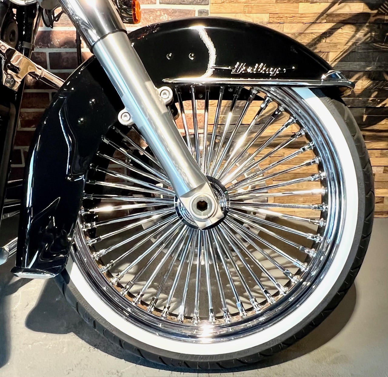 HARLEY-DAVIDSON FLHCS Heritage Classic 114-image-10