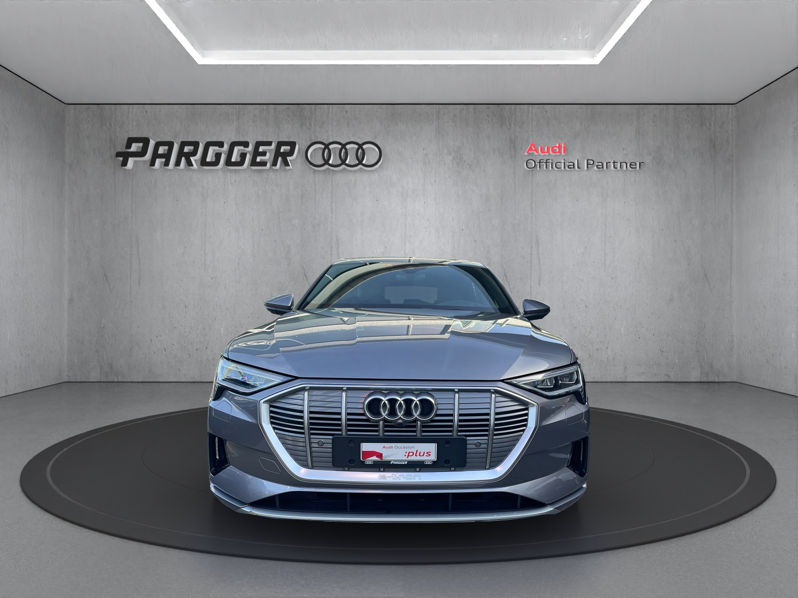 AUDI e-tron 55 Sportback Advanced quattro-showroom-element-1