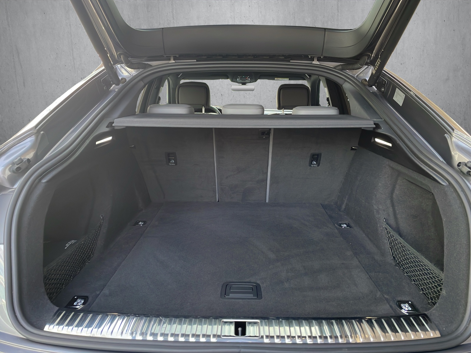 AUDI e-tron 55 Sportback Advanced quattro-image-14
