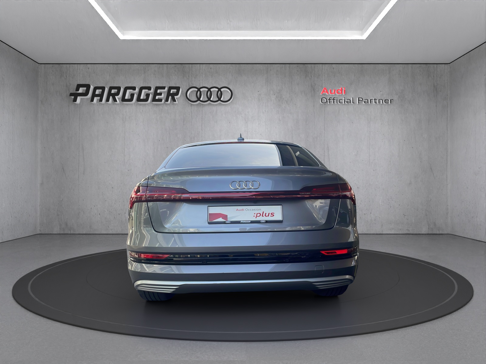 AUDI e-tron 55 Sportback Advanced quattro-showroom-element-3