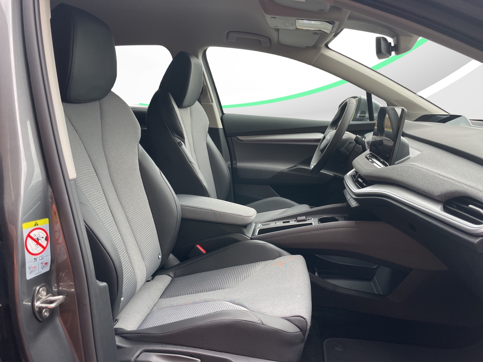 SKODA Enyaq 85-image-12