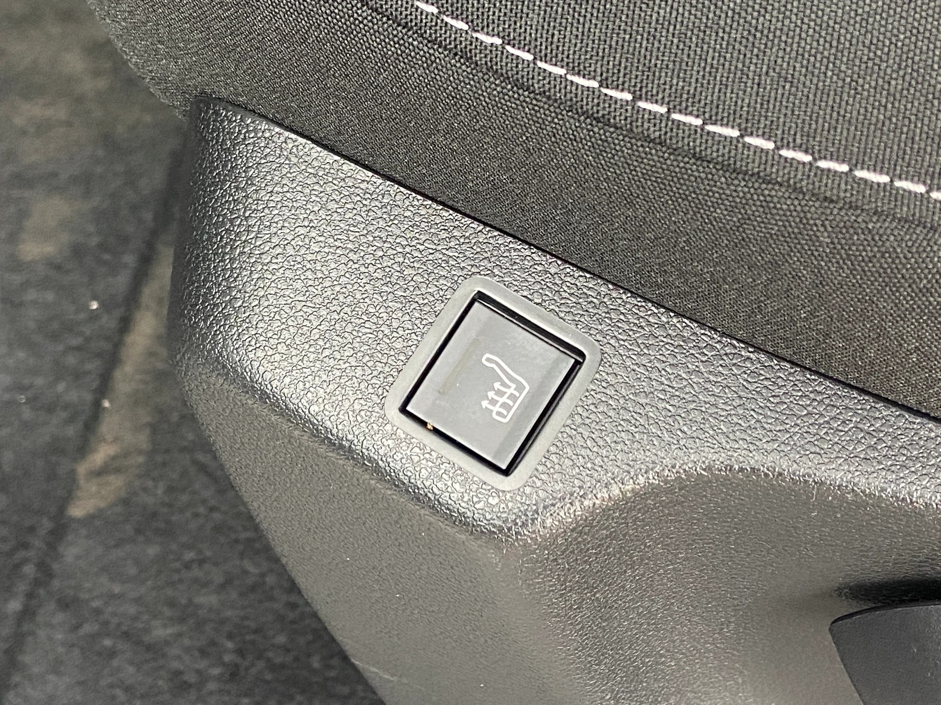 FIAT Doblo L2 1.5 BlueHDi Automat - 7 Plätze-image-12