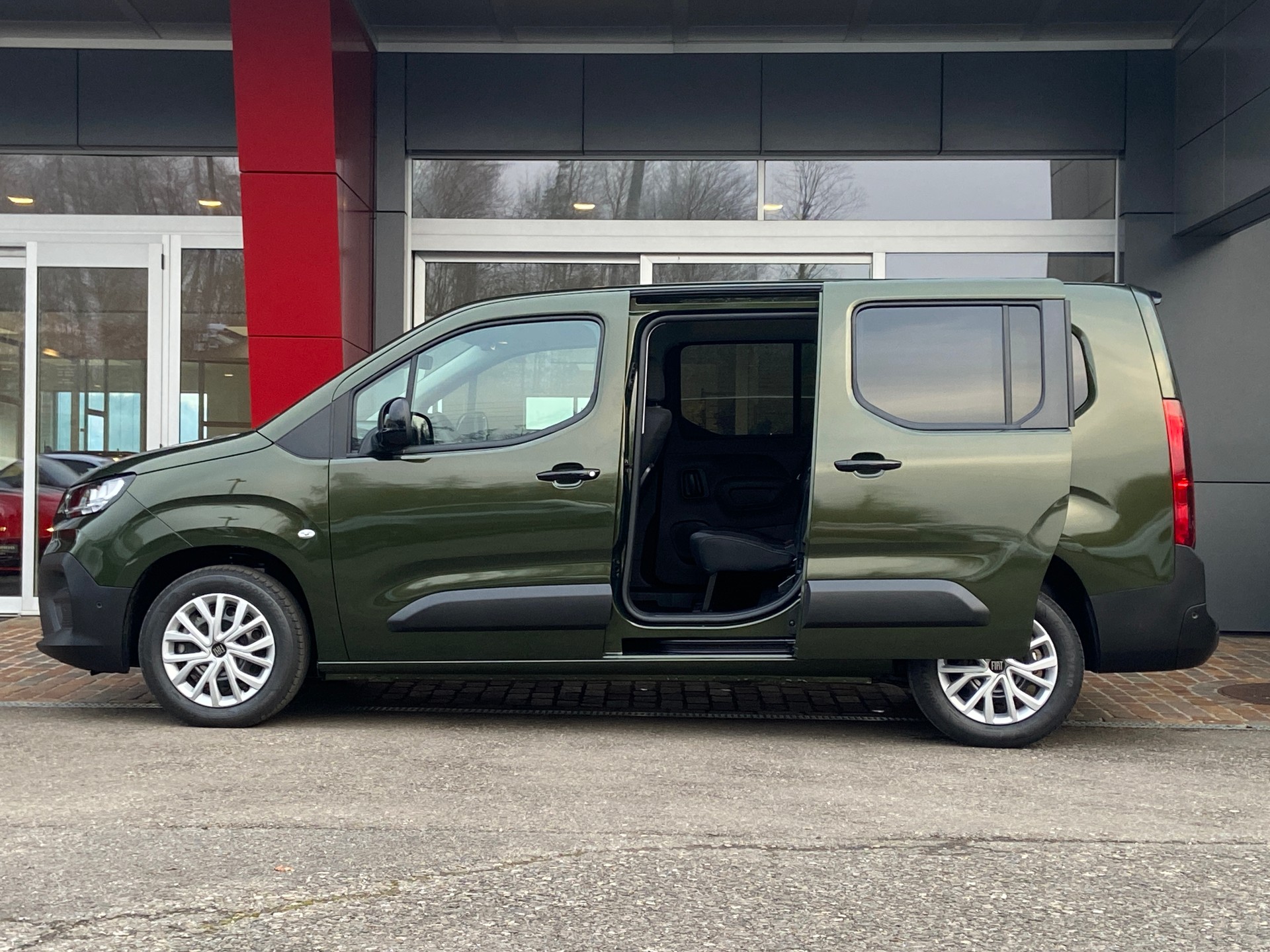 FIAT Doblo L2 1.5 BlueHDi Automat - 7 Plätze-image-22
