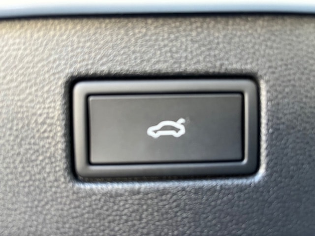 VW T-Roc 1.5 eTSI mHEV R-Line DSG-image-19