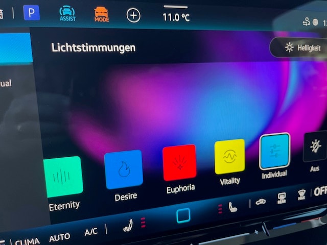 VW T-Roc 1.5 eTSI mHEV R-Line DSG-image-10