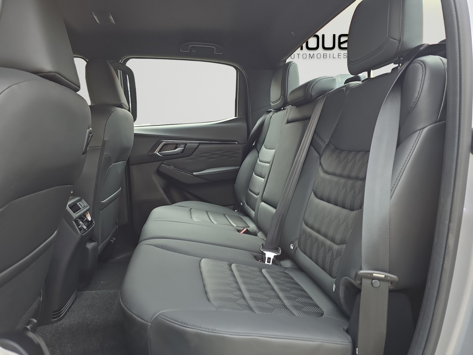 ISUZU D-MAX 1.9 CrewCab N60 Nitro Sport 4x4-image-11