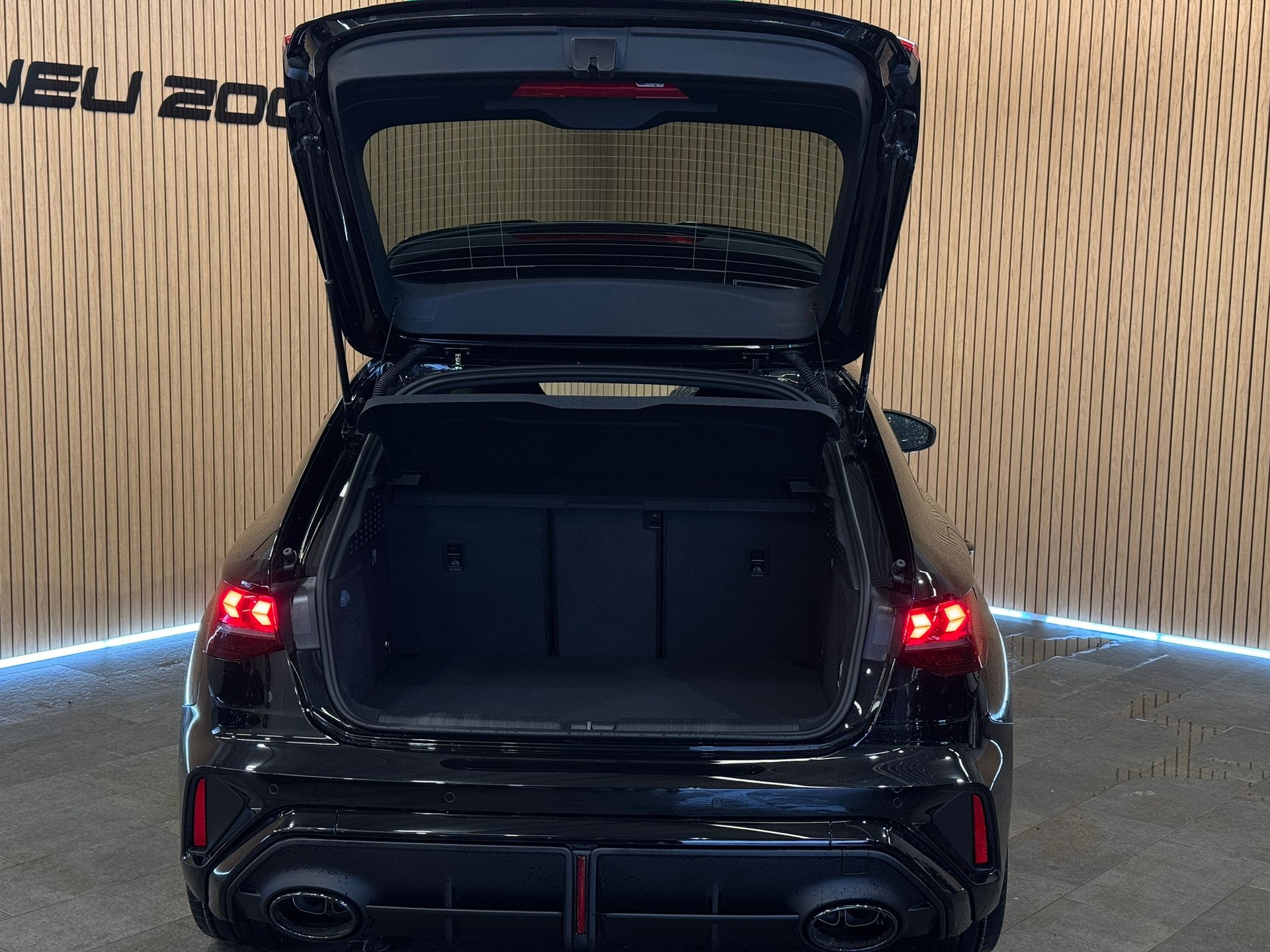 AUDI RS3 Sportback 2.5 TSI quattro S-tronic * 5Jahre/100'000km Garantie*-image-5
