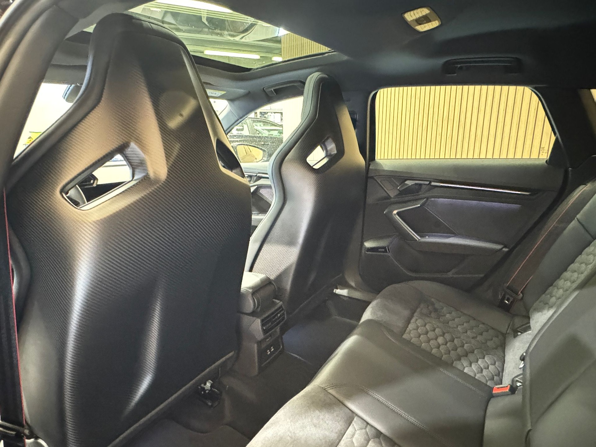AUDI RS3 Sportback 2.5 TSI quattro S-tronic * 5Jahre/100'000km Garantie*-image-15