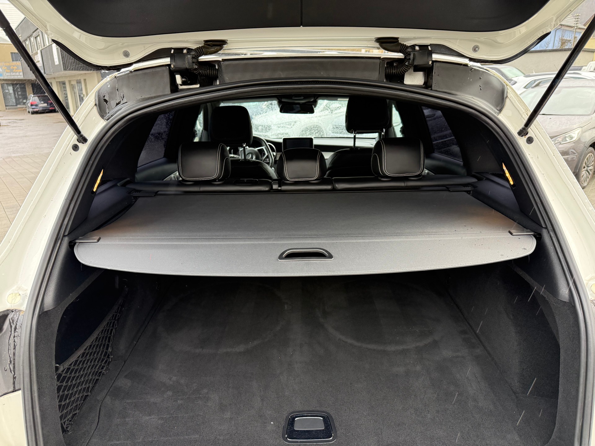 MERCEDES-BENZ GLC 43 AMG 4Matic 9G-Tronic-image-4