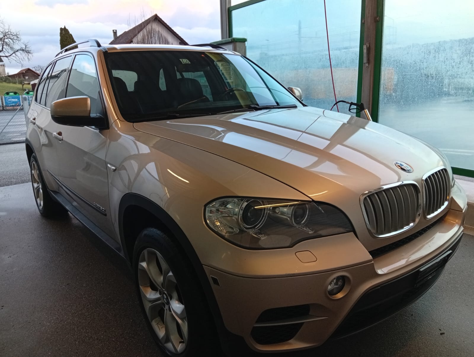 BMW X5 xDrive 50i Steptronic-image-4