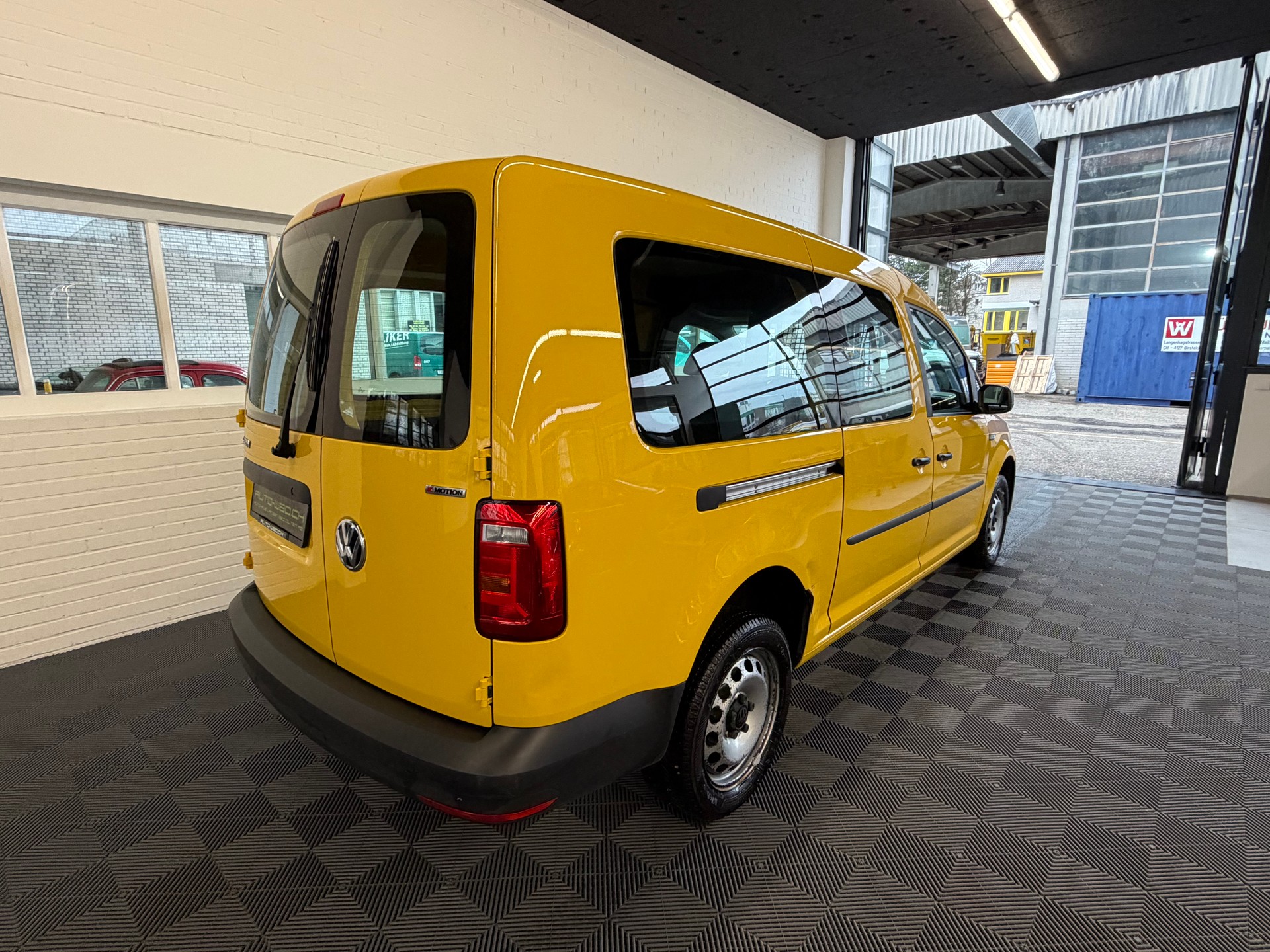 VW Caddy Maxi 2.0TDI 150 PS 4X4 4Mot. BlueMotion Technology DSG-showroom-element-2