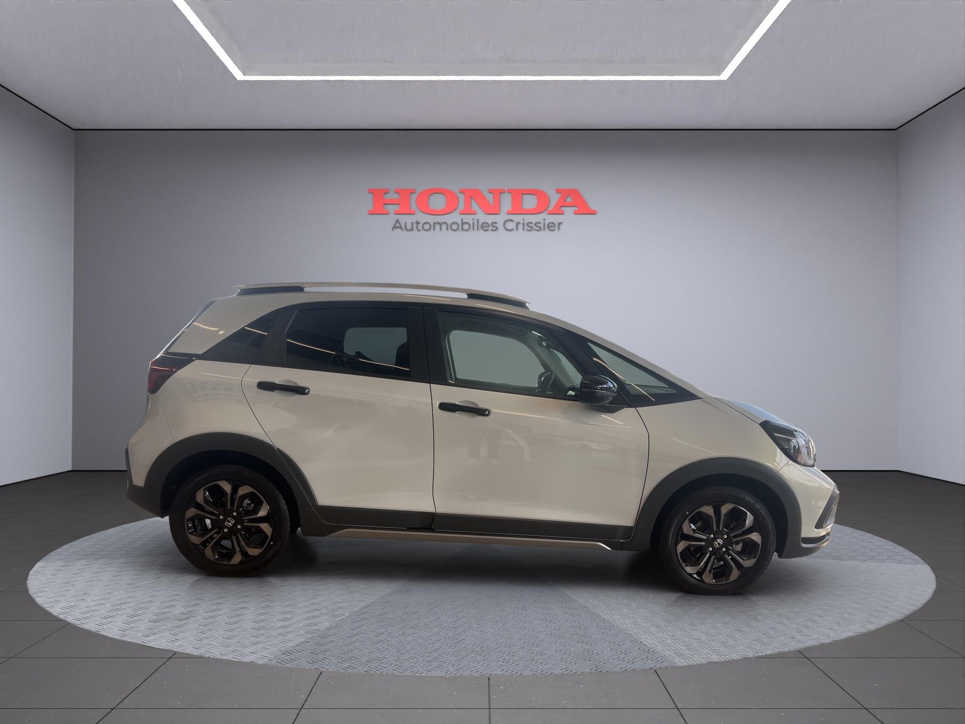 HONDA Jazz 1.5 i-MMD Crosstar Advance-showroom-element-1