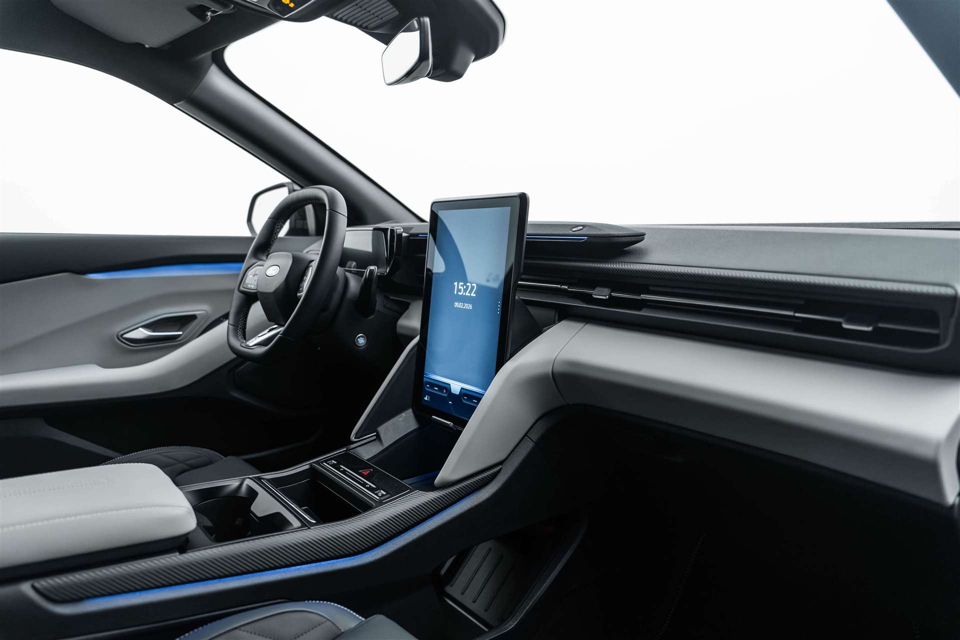 FORD Capri Elektro 79kWh 340PS Dual Extended Range Premium AWD-image-11