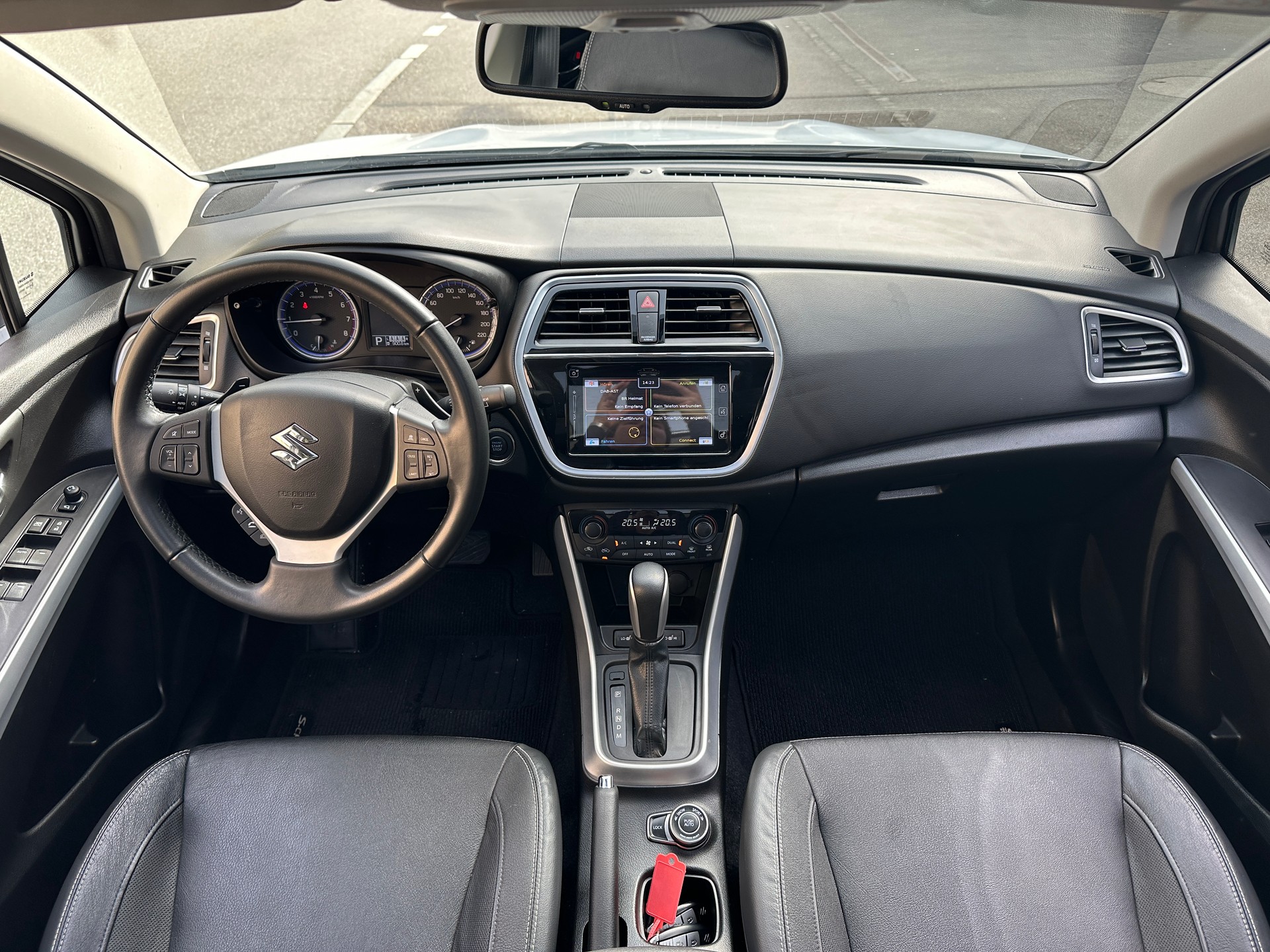SUZUKI SX4 S-Cross 1.4T 16V Compact+ Hybrid 4WD Automatic-image-7