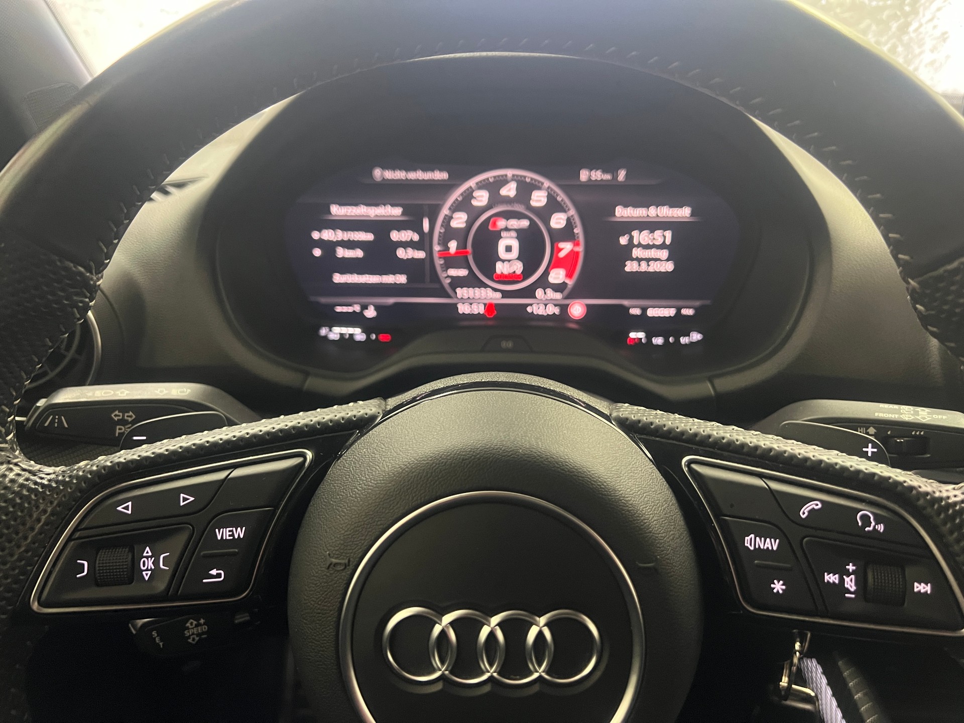 AUDI SQ2 TFSI quattro S-tronic-image-12