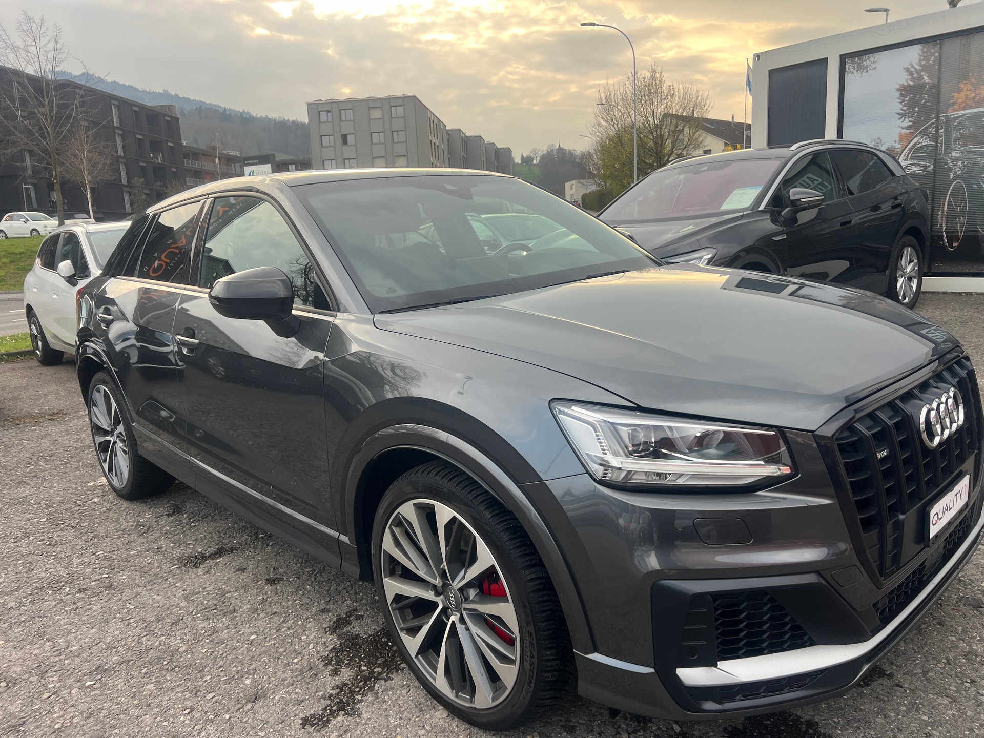 AUDI SQ2 TFSI quattro S-tronic-image-7