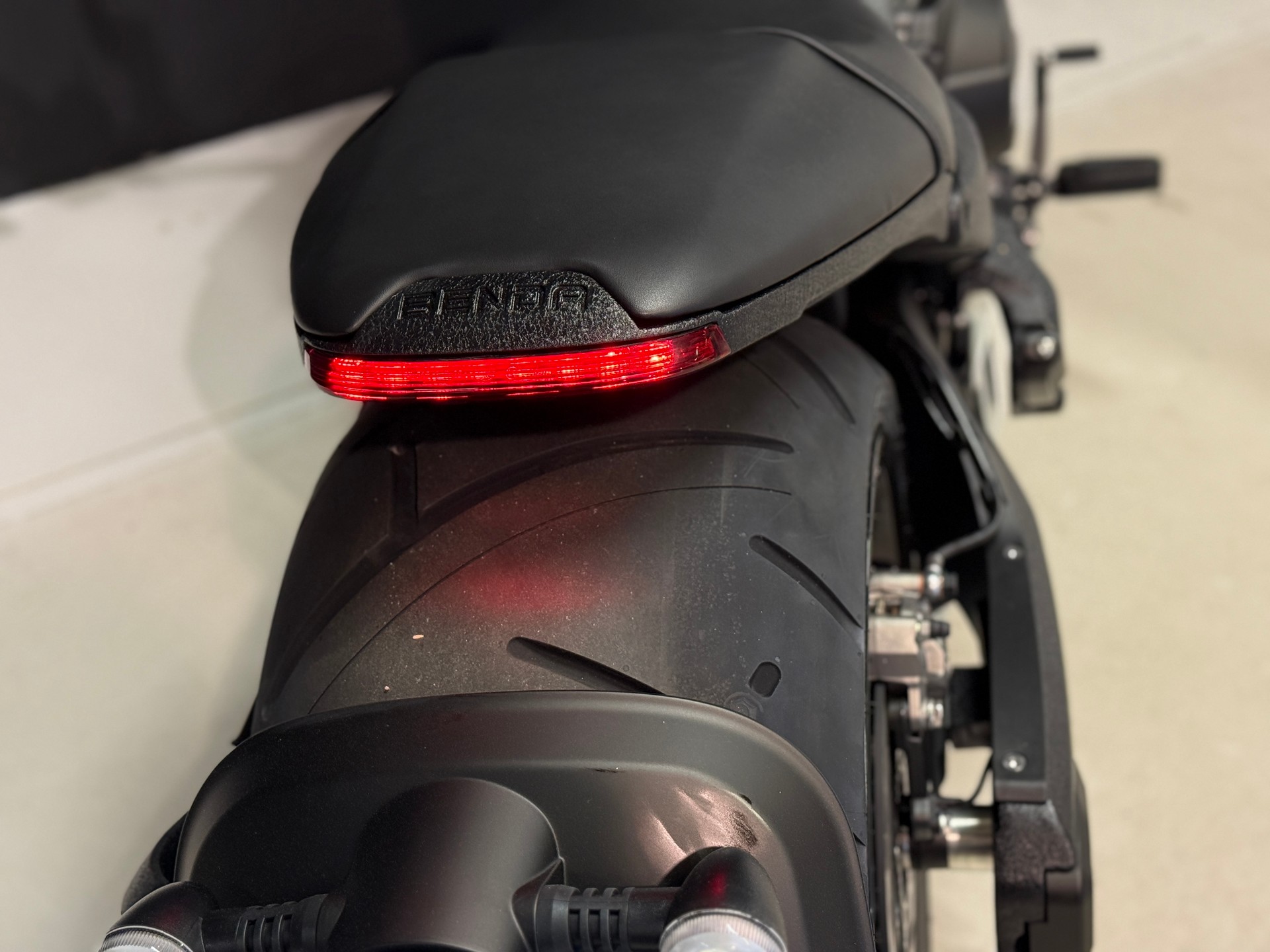 BENDA LFC 700 Pro-image-10