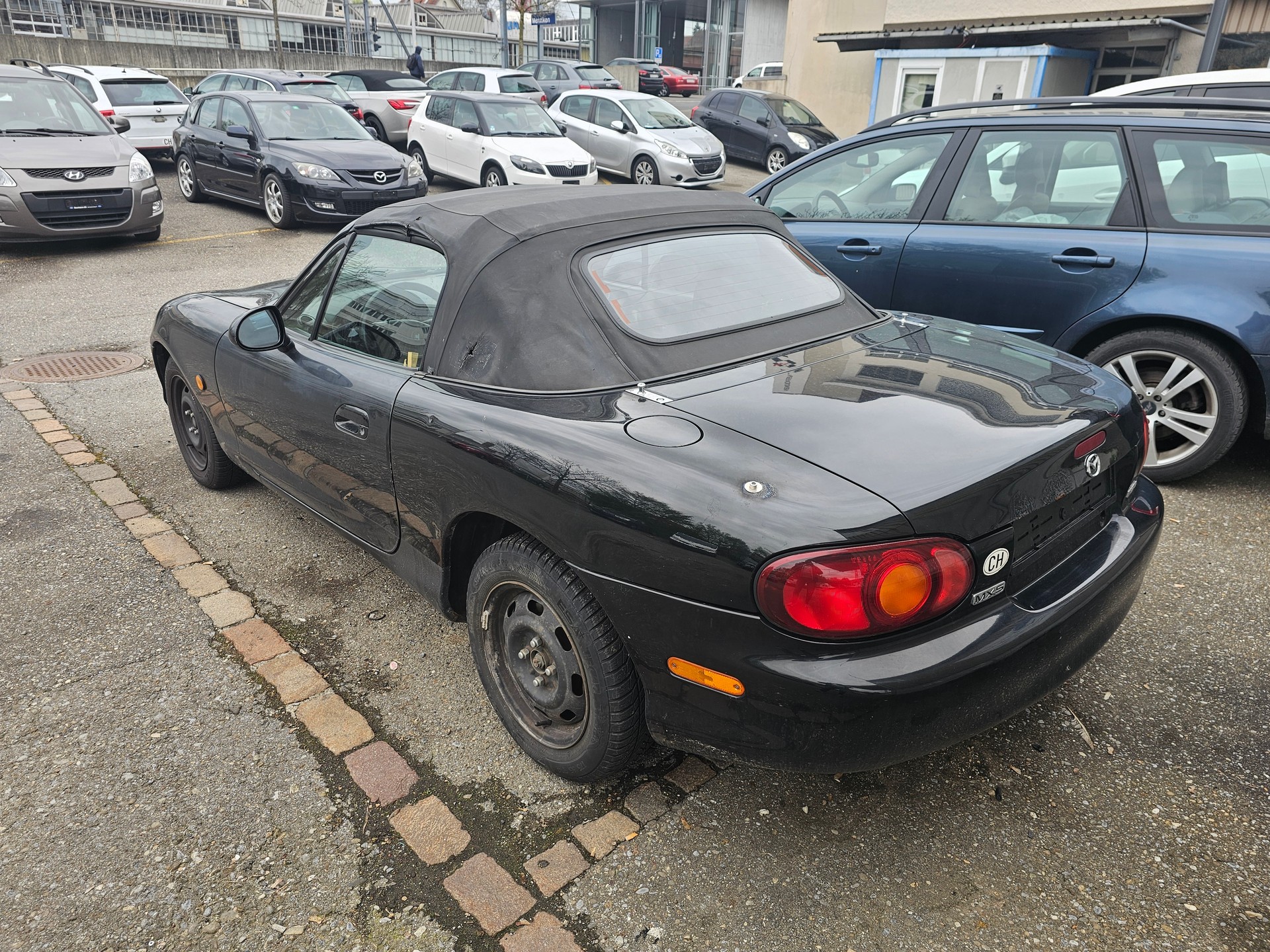MAZDA MX-5 1.6i-16 SE Youngster-image-3