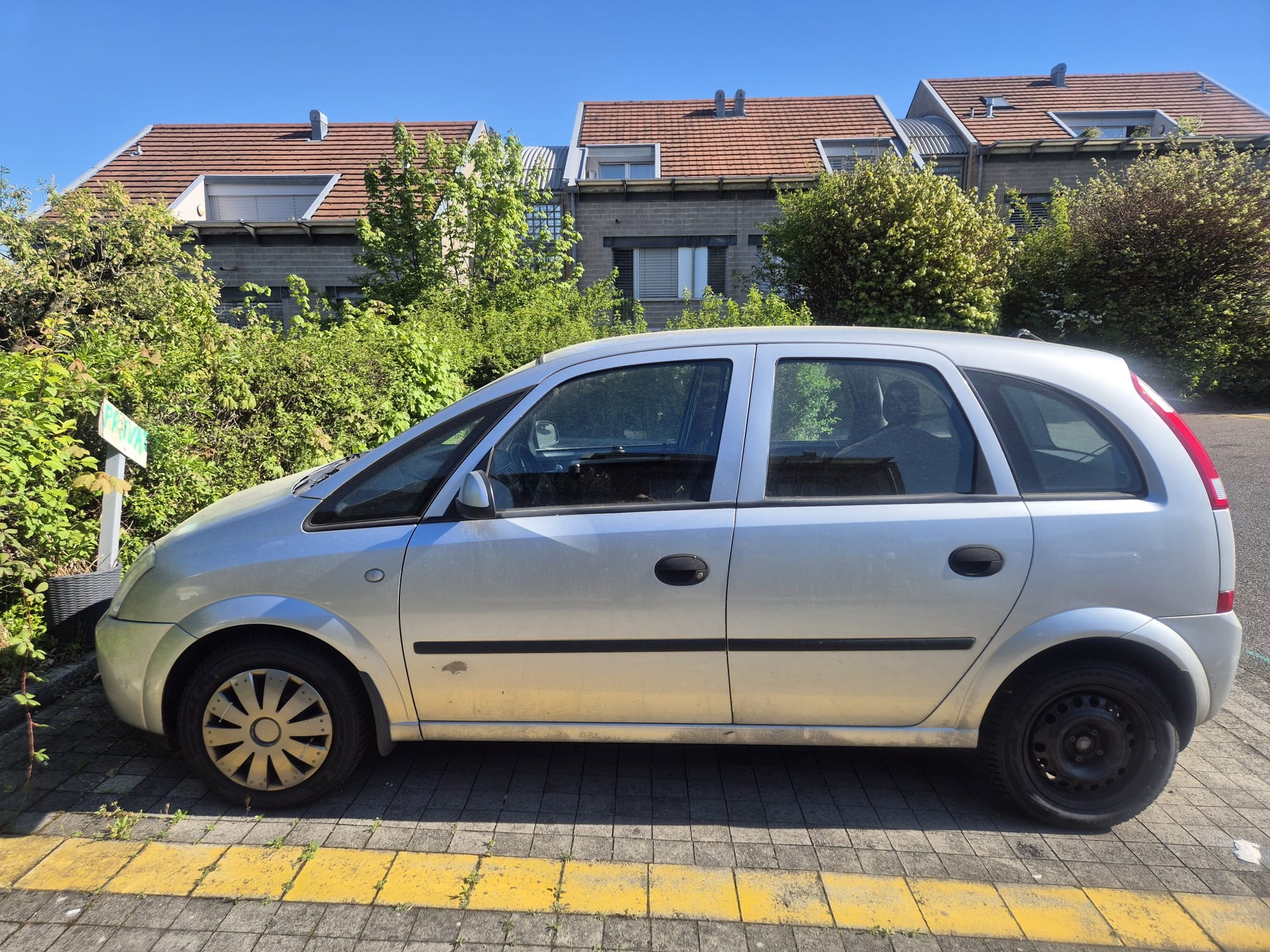 OPEL Meriva 1.6i 16V Essentia-image-4