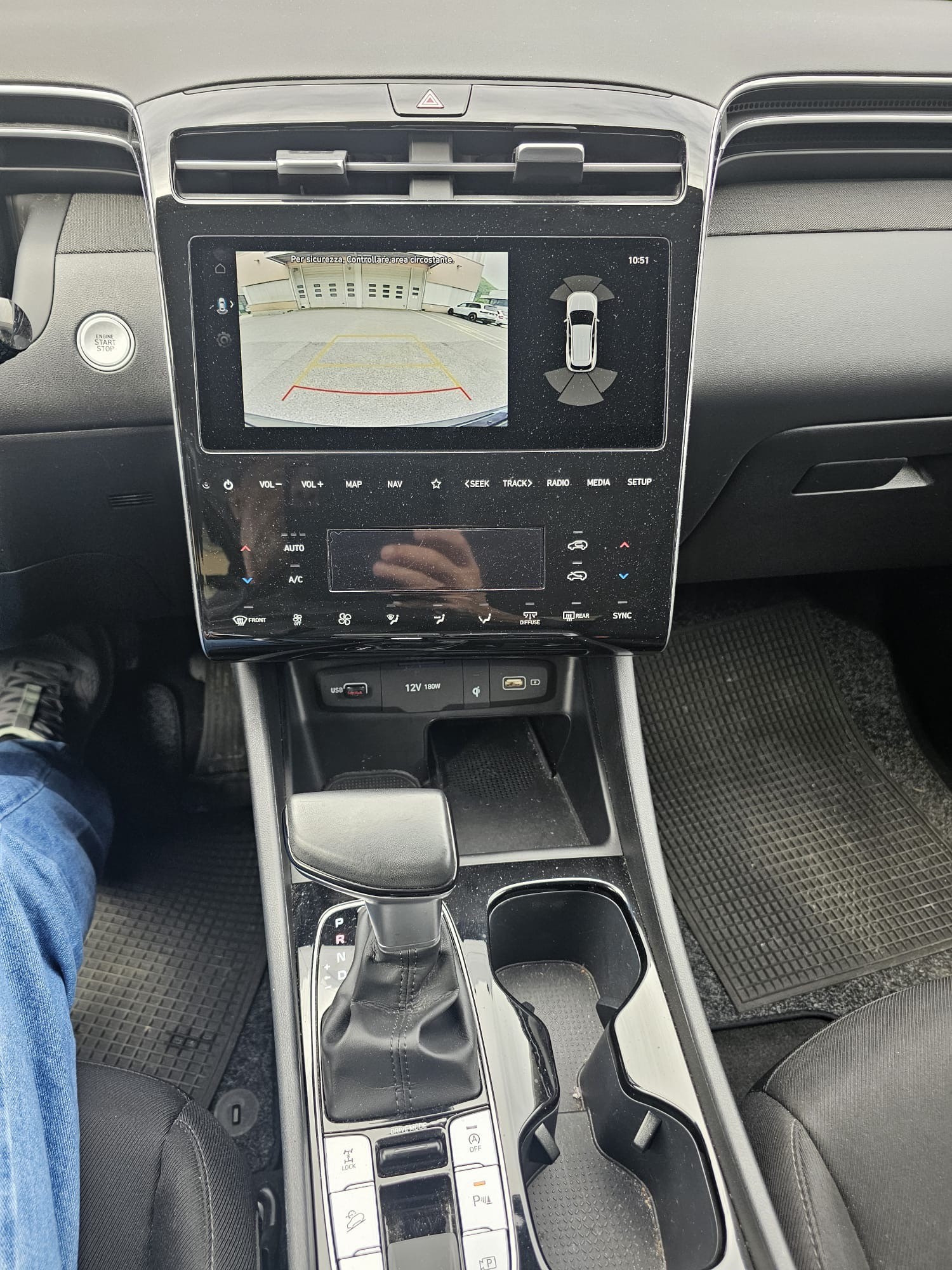 HYUNDAI Tucson 1.6 TGDI 48V Amplia DCT 4WD-image-12