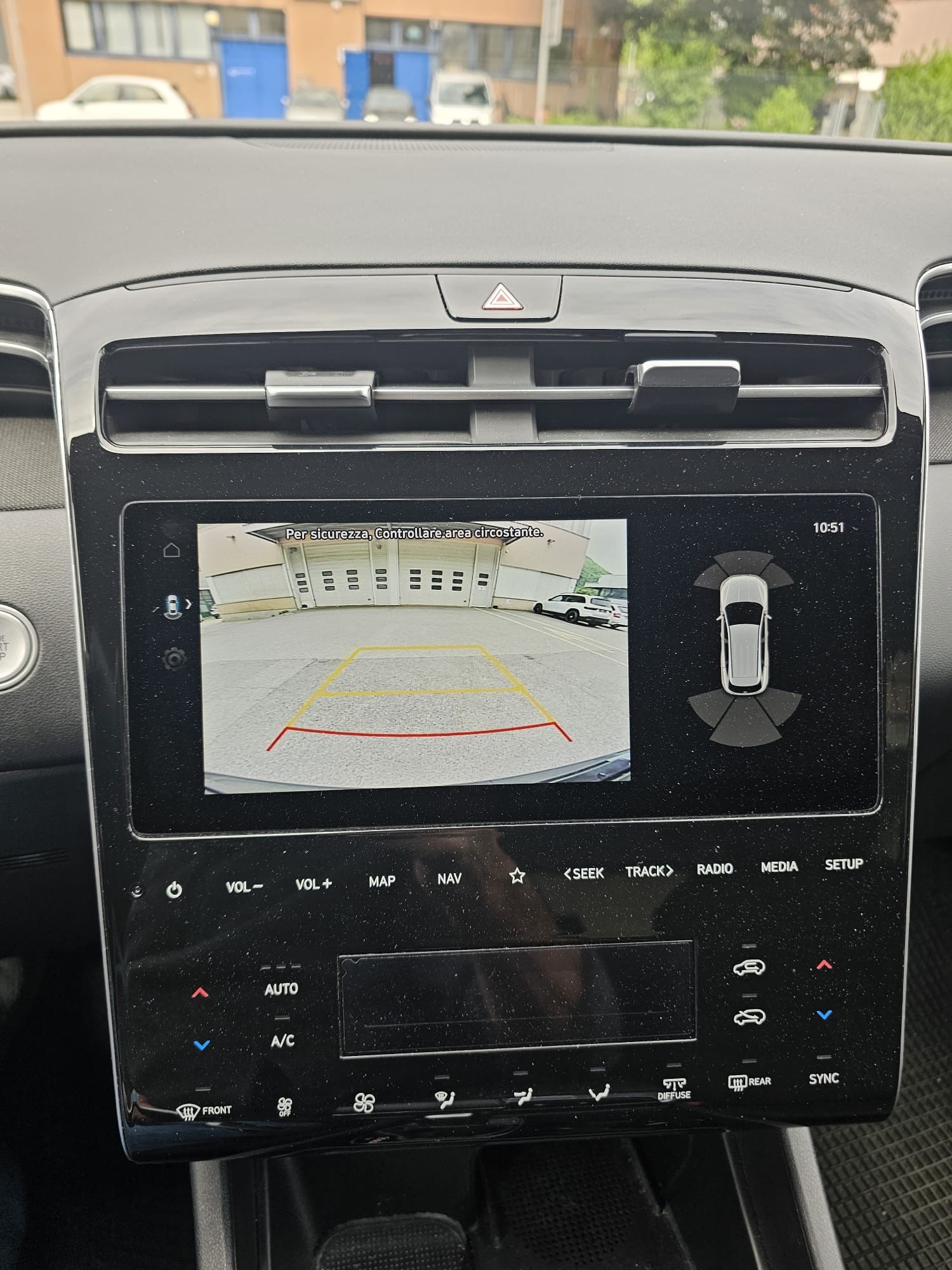 HYUNDAI Tucson 1.6 TGDI 48V Amplia DCT 4WD-image-11