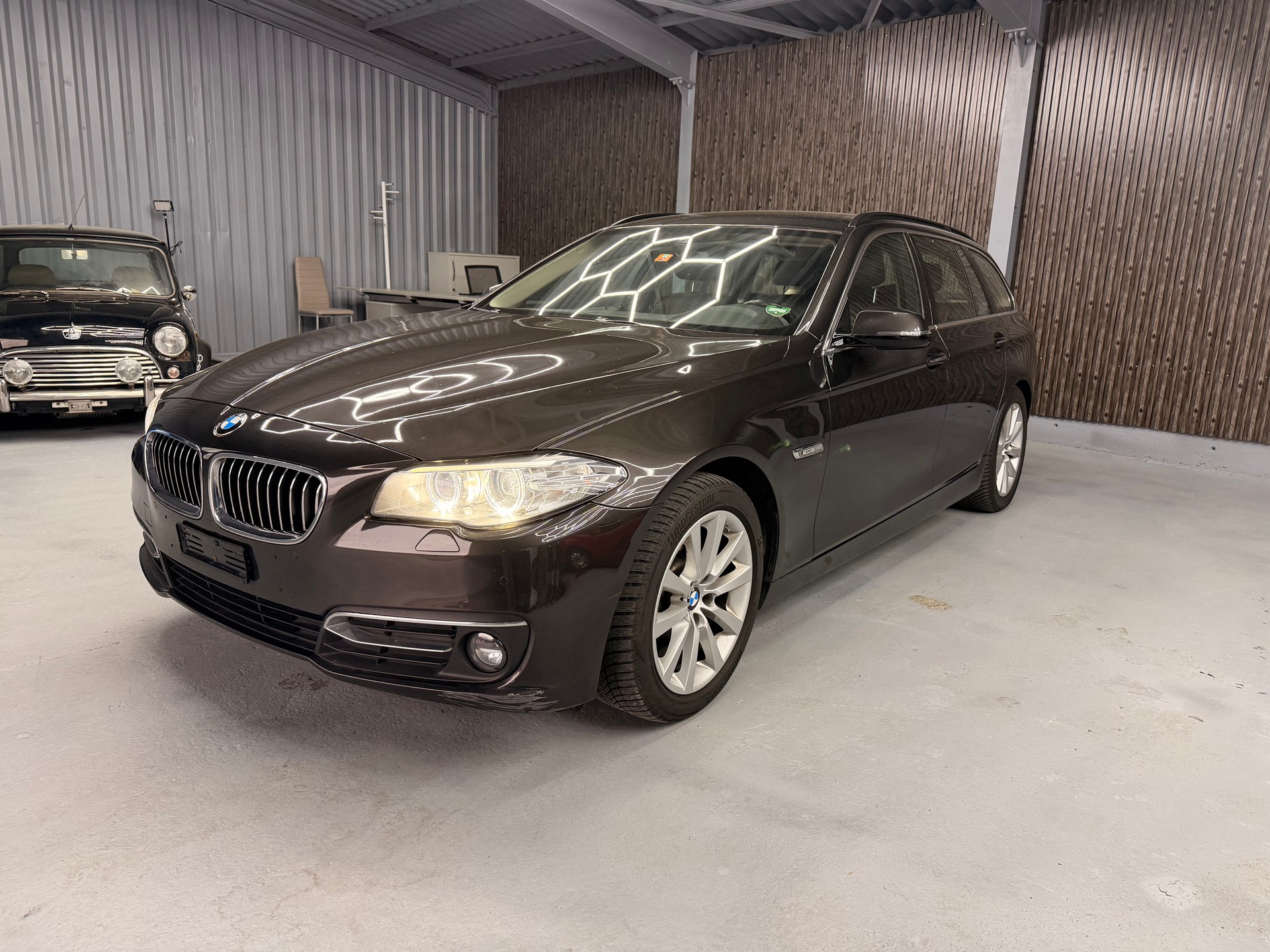BMW 520d Touring xDrive Luxury Line Steptronic