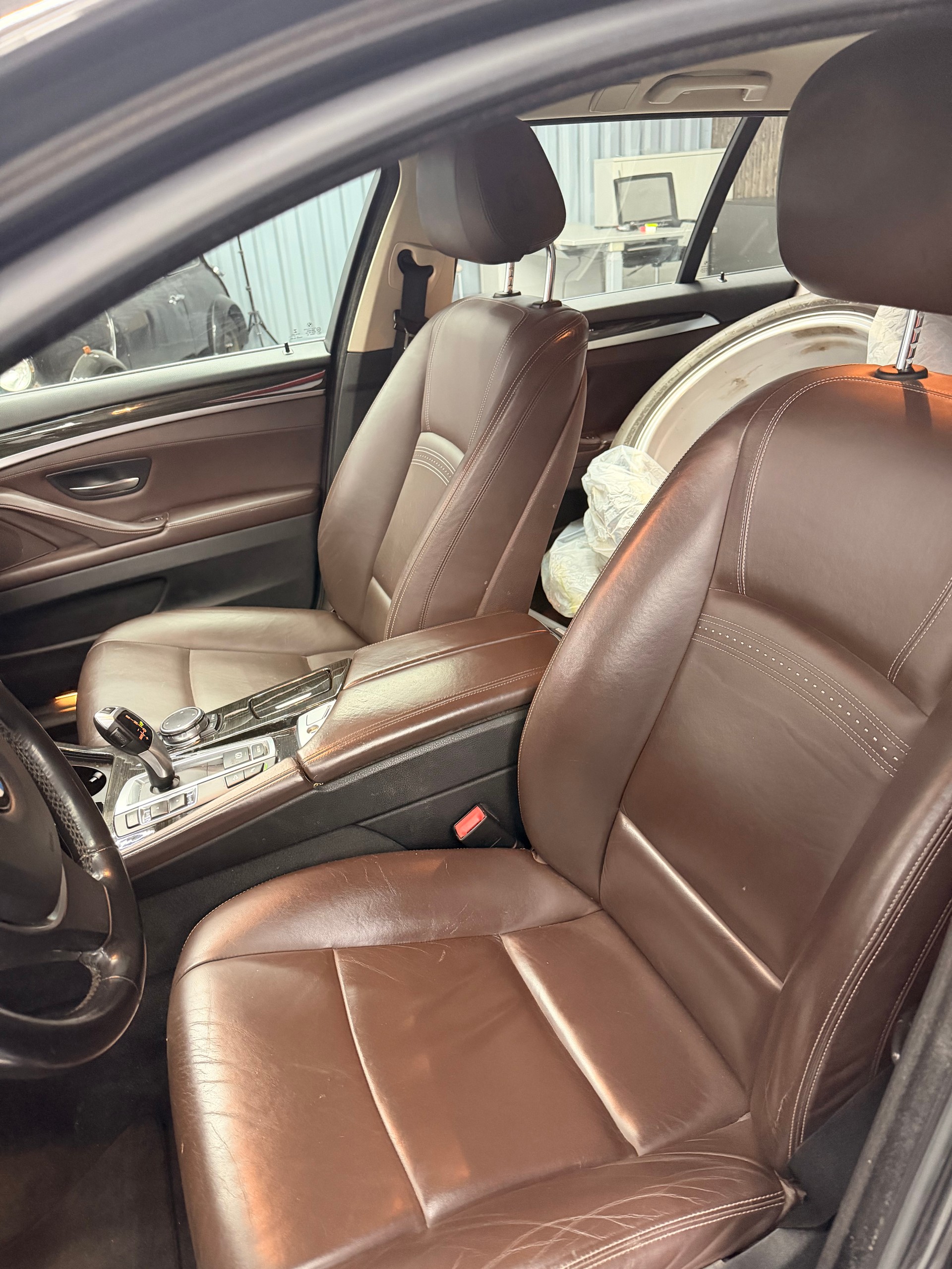 BMW 520d Touring xDrive Luxury Line Steptronic-image-7