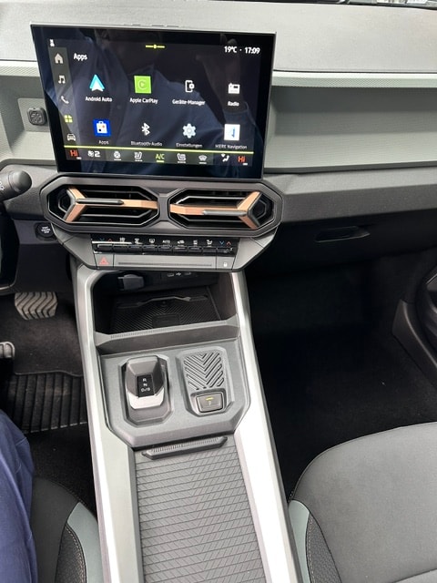 DACIA Bigster HEV 155 Extreme-image-18