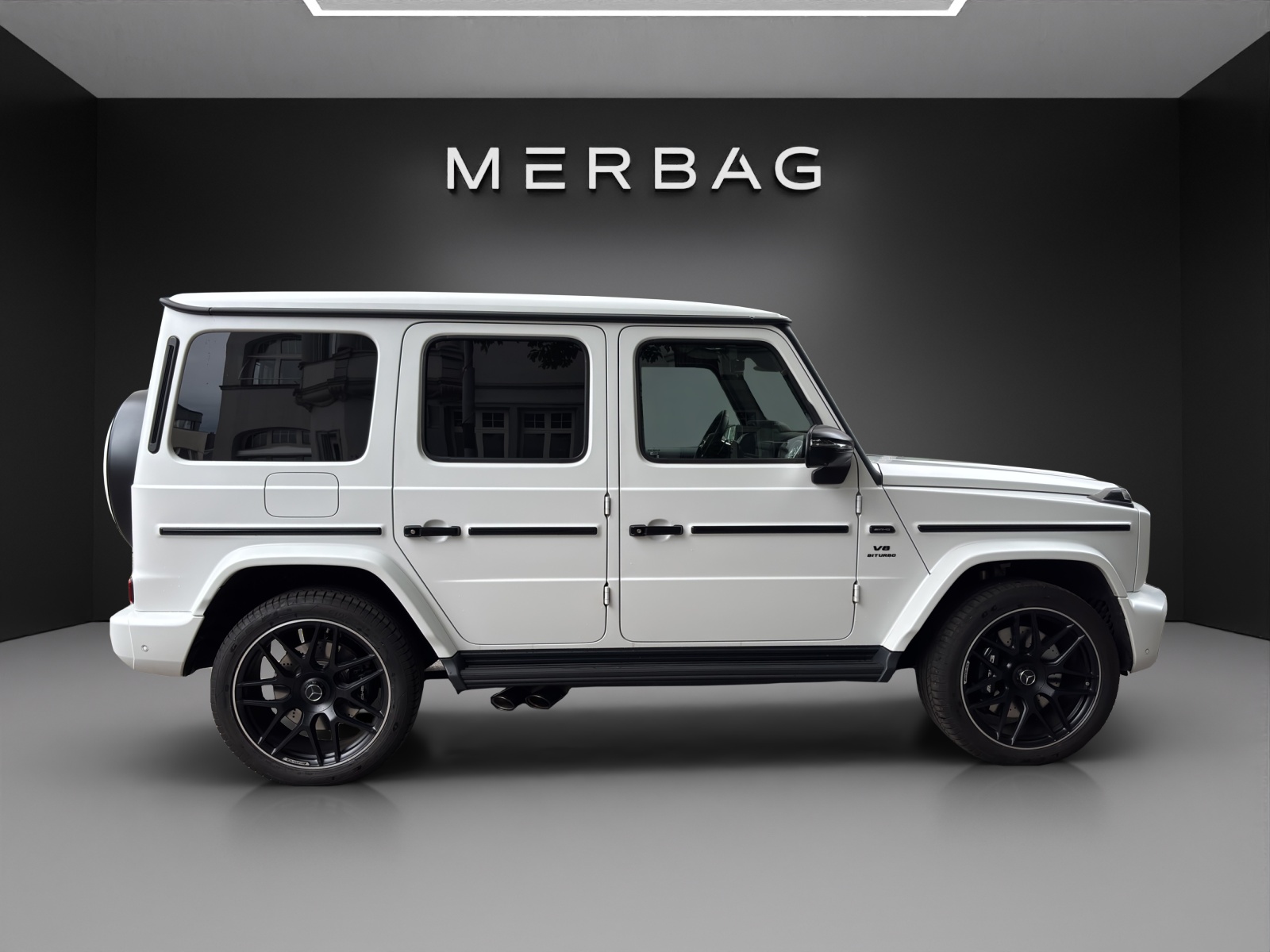MERCEDES-BENZ G 63 AMG 9G-Tronic-image-4