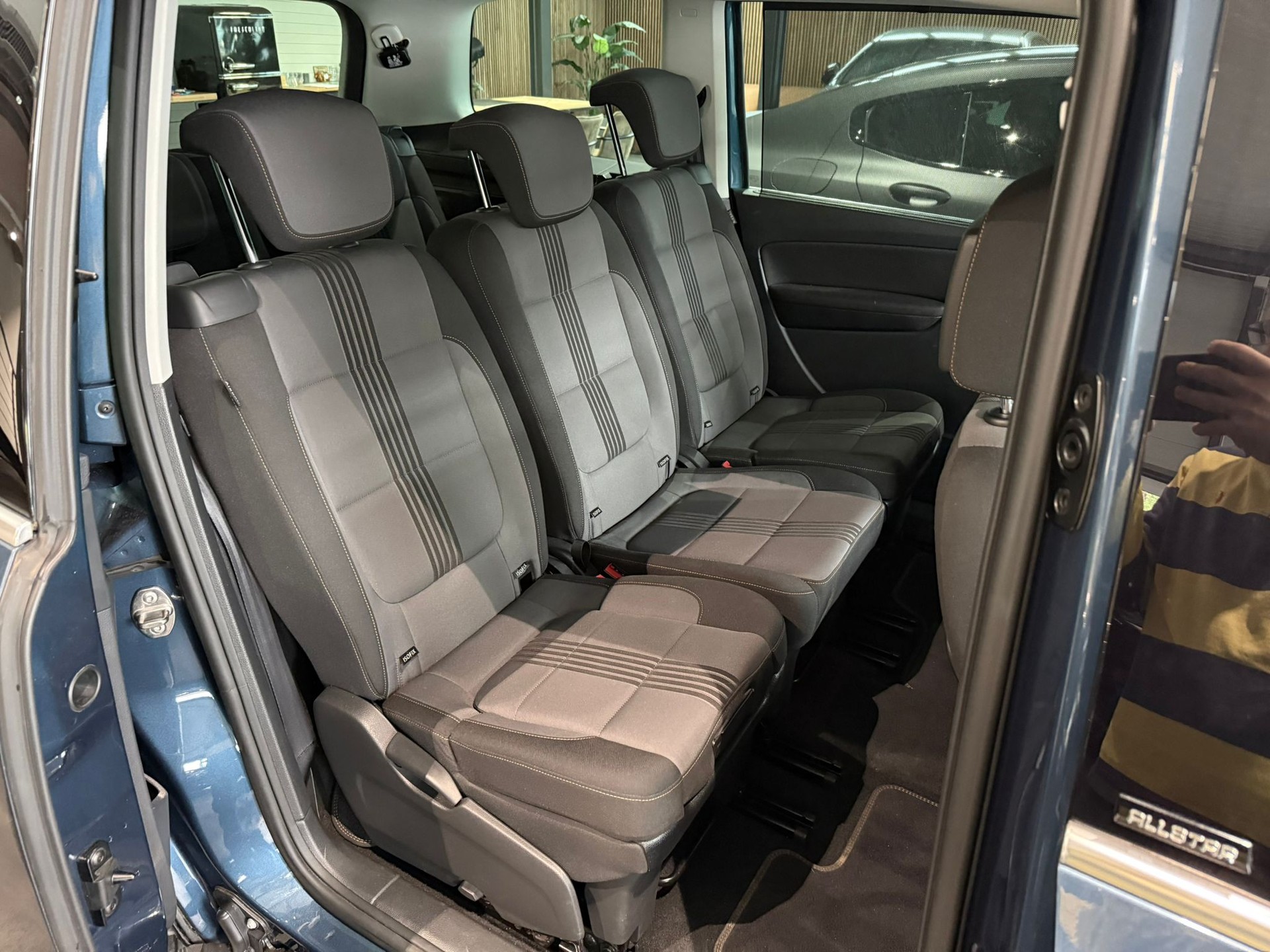 VW Sharan 2.0 TDI BMT Comfortline 4Motion DSG-image-11