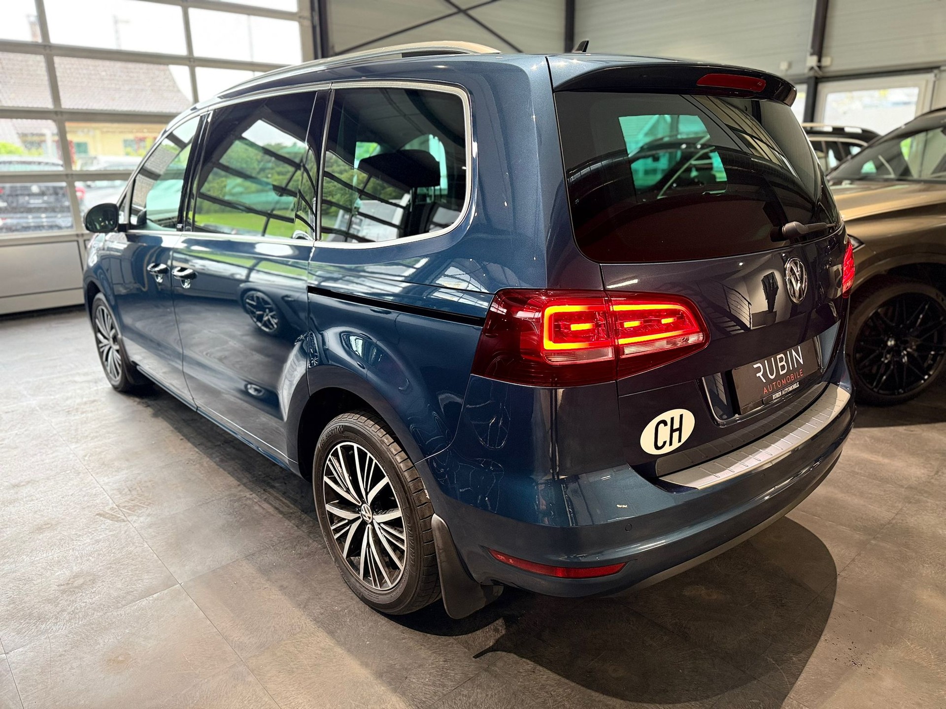 VW Sharan 2.0 TDI BMT Comfortline 4Motion DSG-showroom-element-1