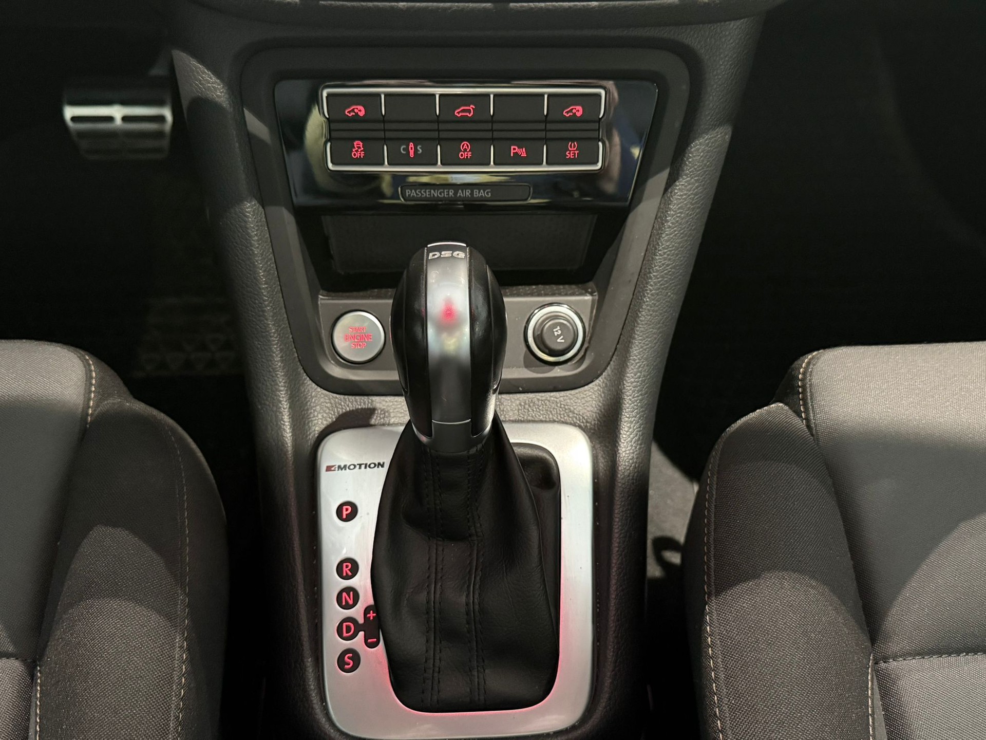 VW Sharan 2.0 TDI BMT Comfortline 4Motion DSG-image-19